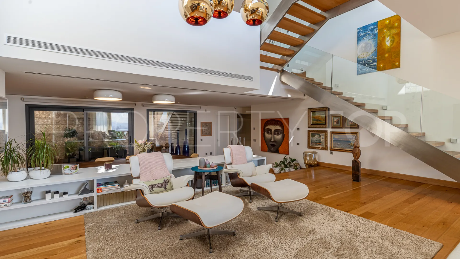 Villa con 8 dormitorios en venta en Malaga - Este