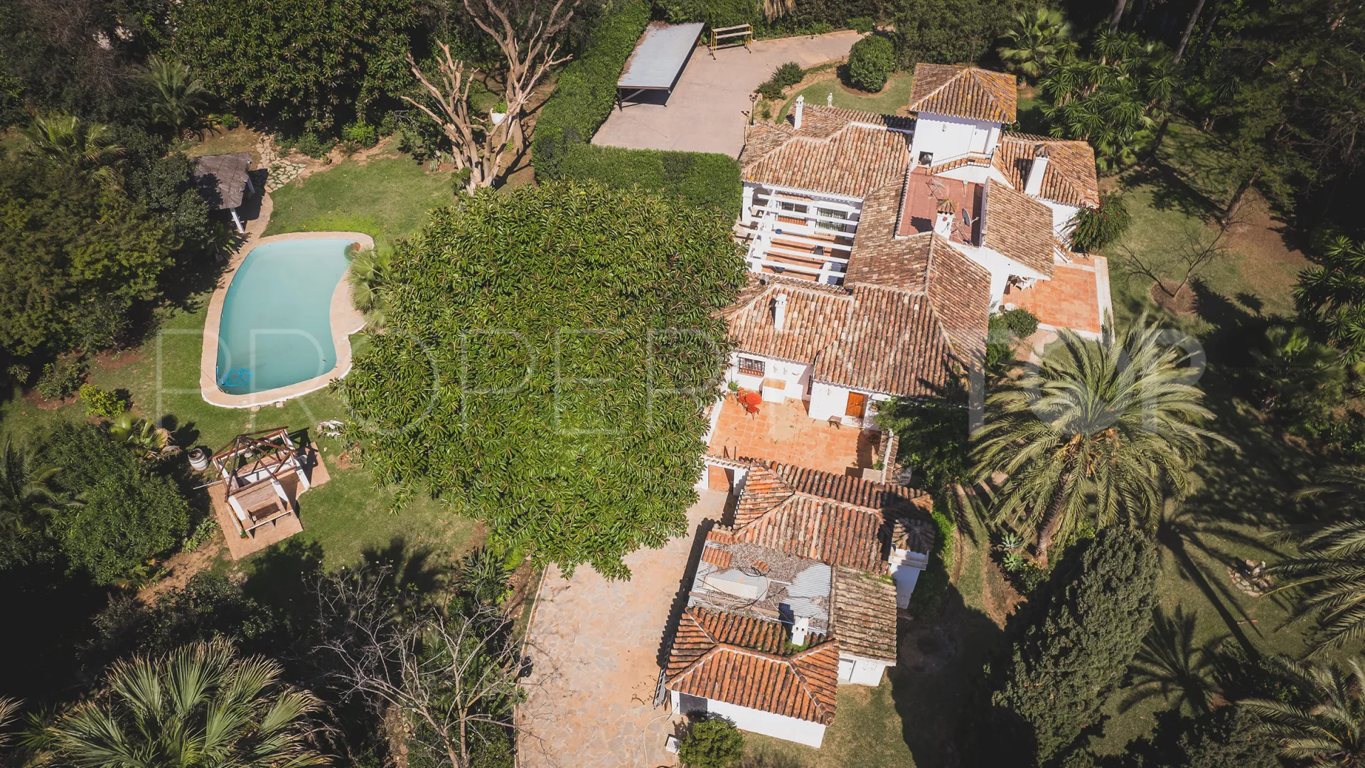 Parcela a la venta en Guadalmina Baja