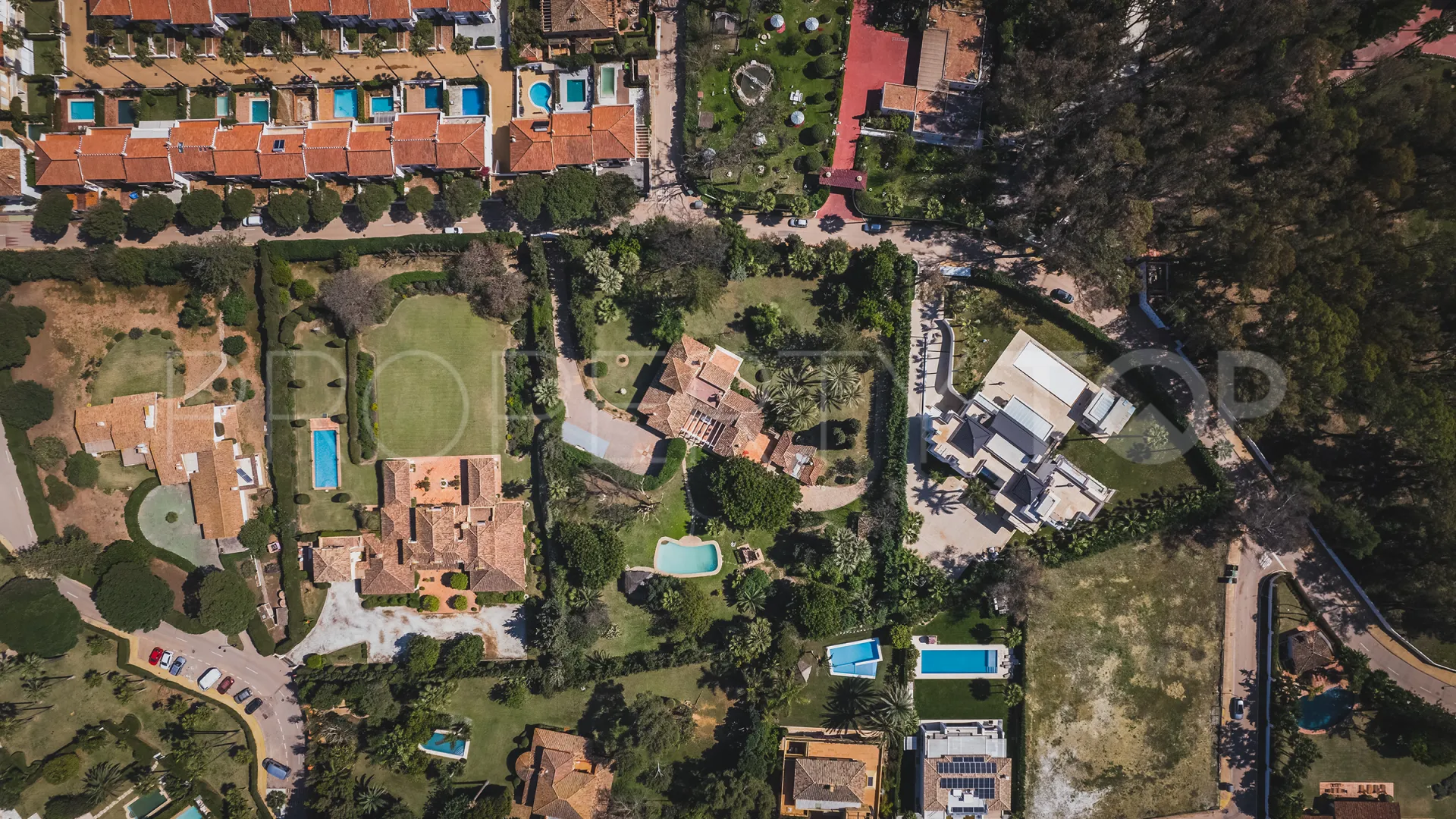 Parcela a la venta en Guadalmina Baja