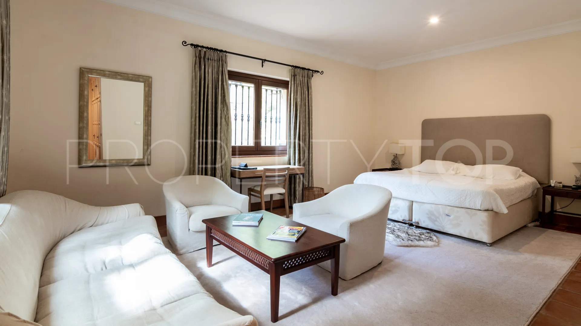Sotogrande Alto, villa con 7 dormitorios a la venta