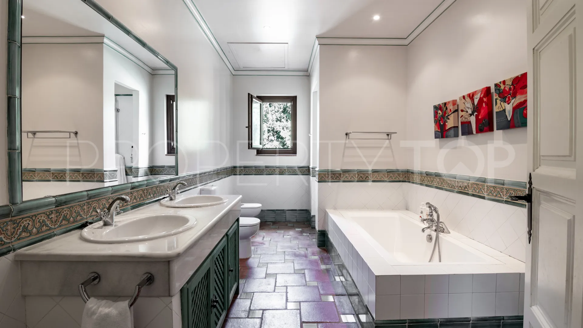 Sotogrande Alto, villa con 7 dormitorios a la venta