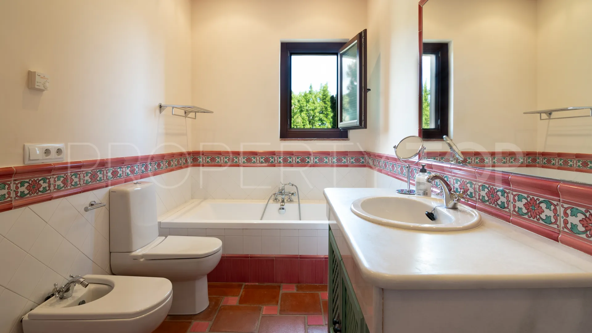 Sotogrande Alto, villa con 7 dormitorios a la venta