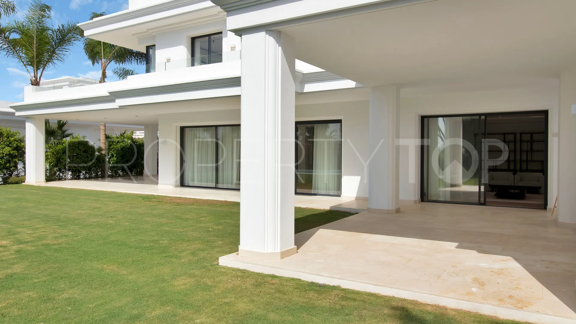 For sale Golden Mile villa