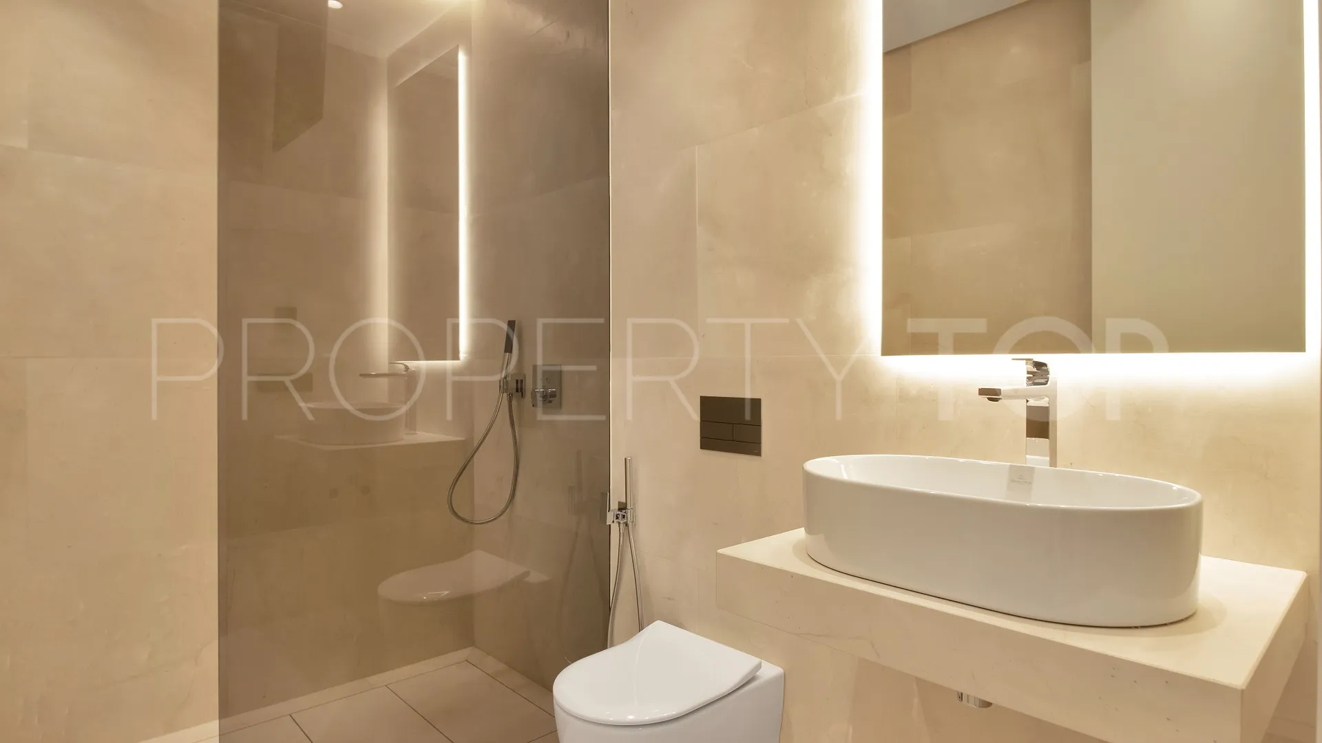 For sale Golden Mile villa