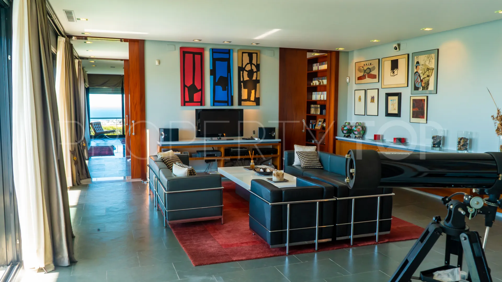 For sale villa in Los Altos de los Monteros