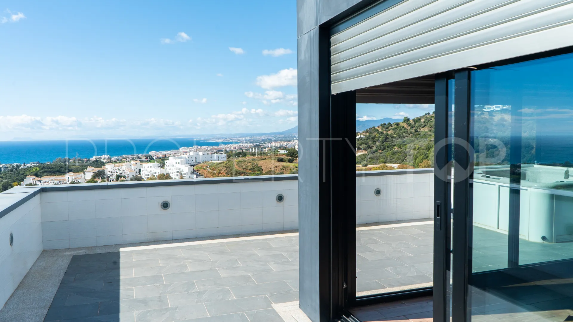 For sale villa in Los Altos de los Monteros