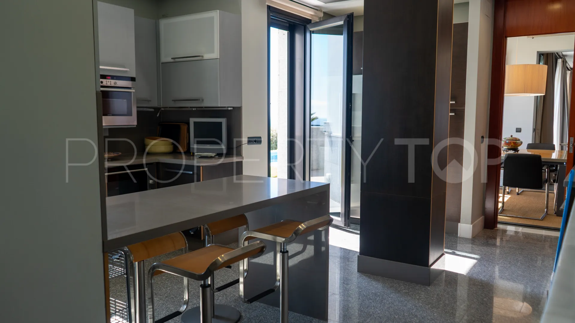 For sale villa in Los Altos de los Monteros