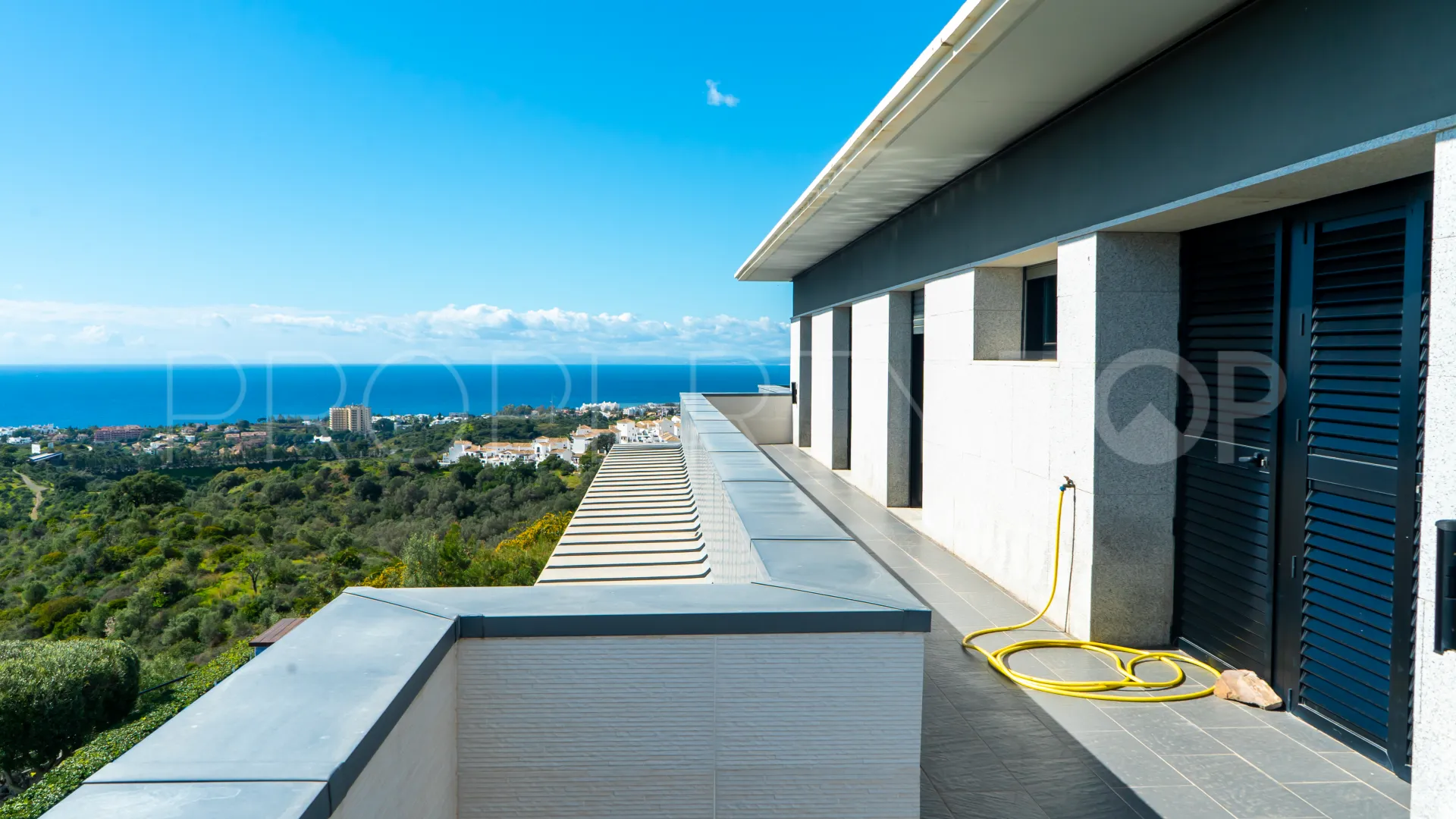 For sale villa in Los Altos de los Monteros