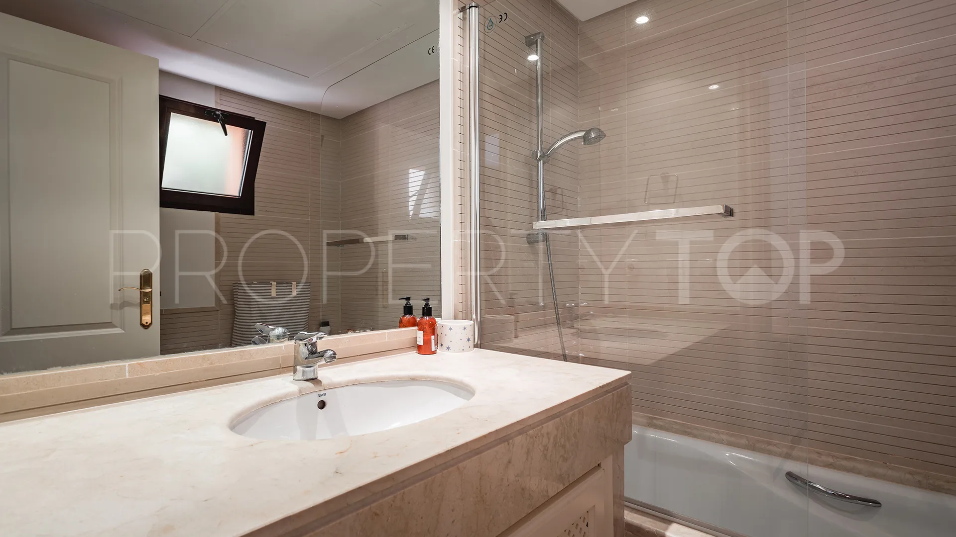 For sale Cumbres de Los Almendros 2 bedrooms apartment