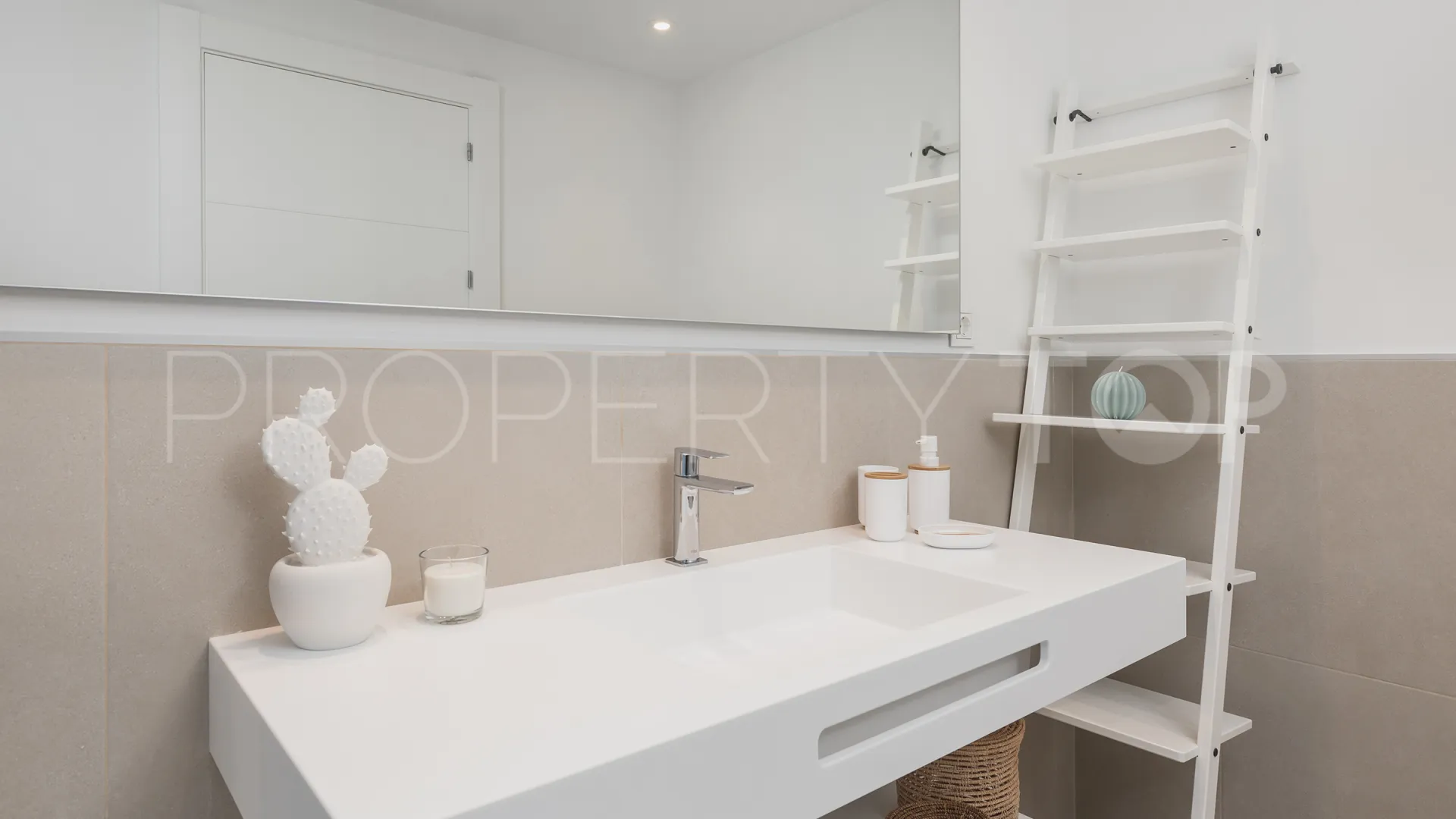 Conjunto Casaño, apartamento de 3 dormitorios a la venta