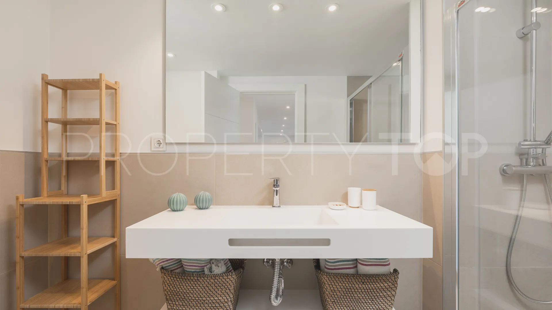 Conjunto Casaño, apartamento de 3 dormitorios a la venta