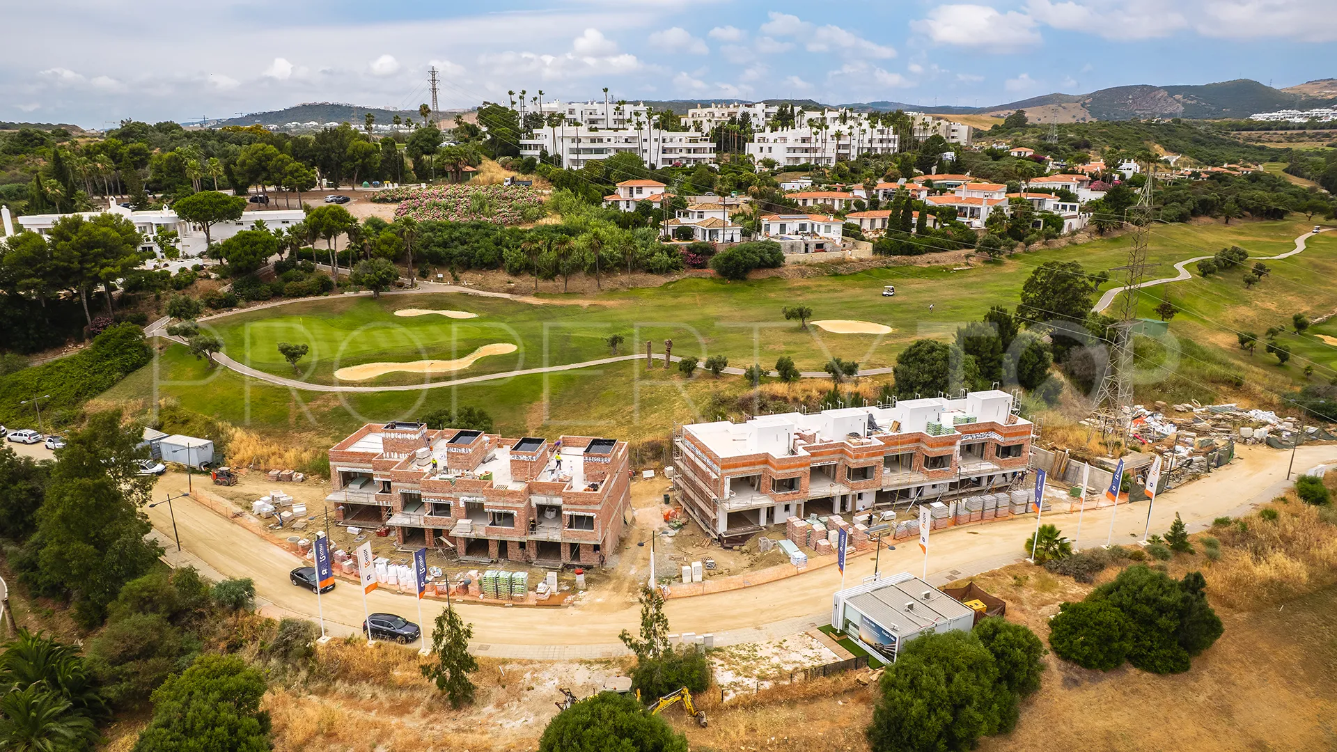 Buy town house in Estepona Golf with 3 bedrooms