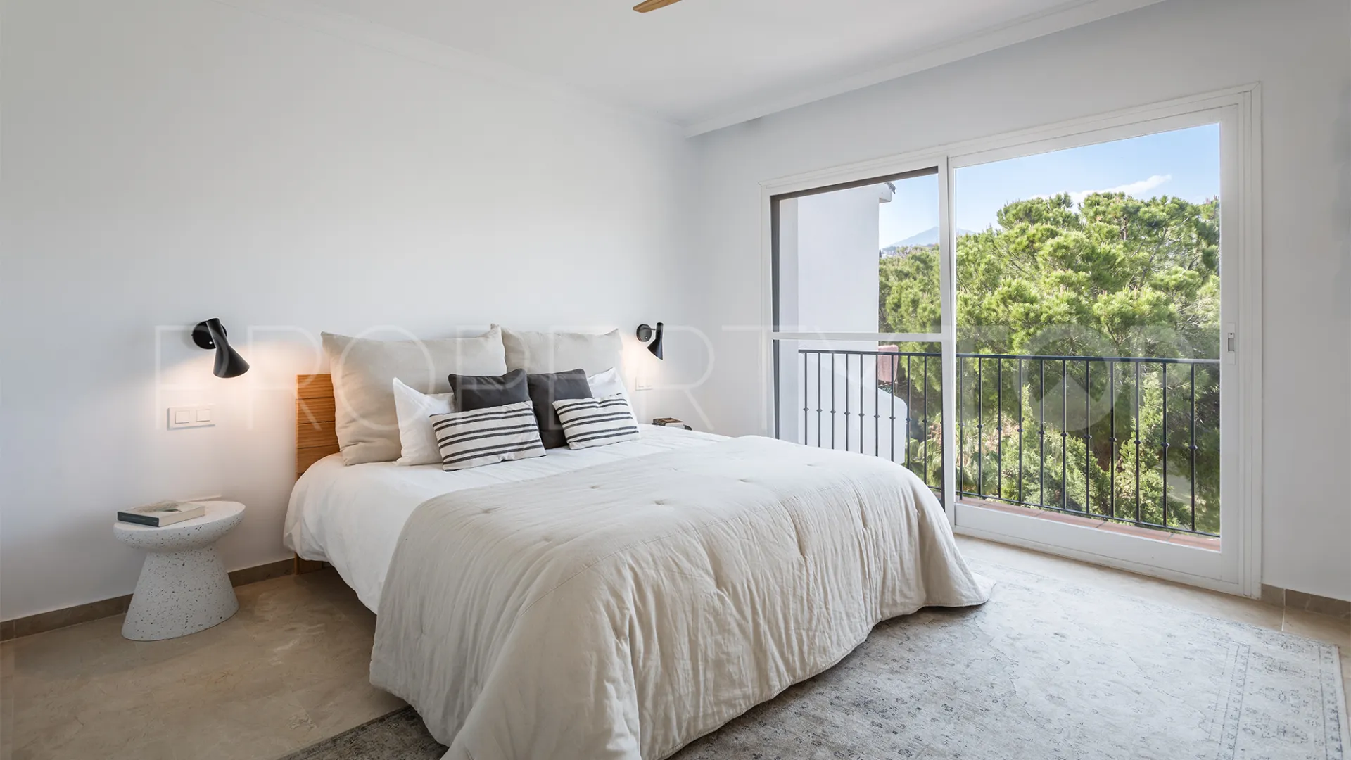 For sale town house in La Quinta