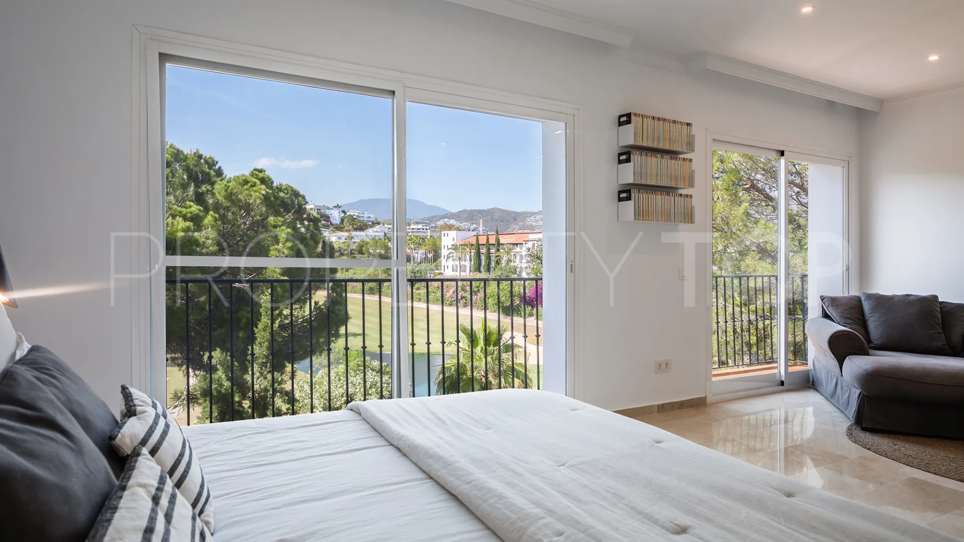 For sale town house in La Quinta