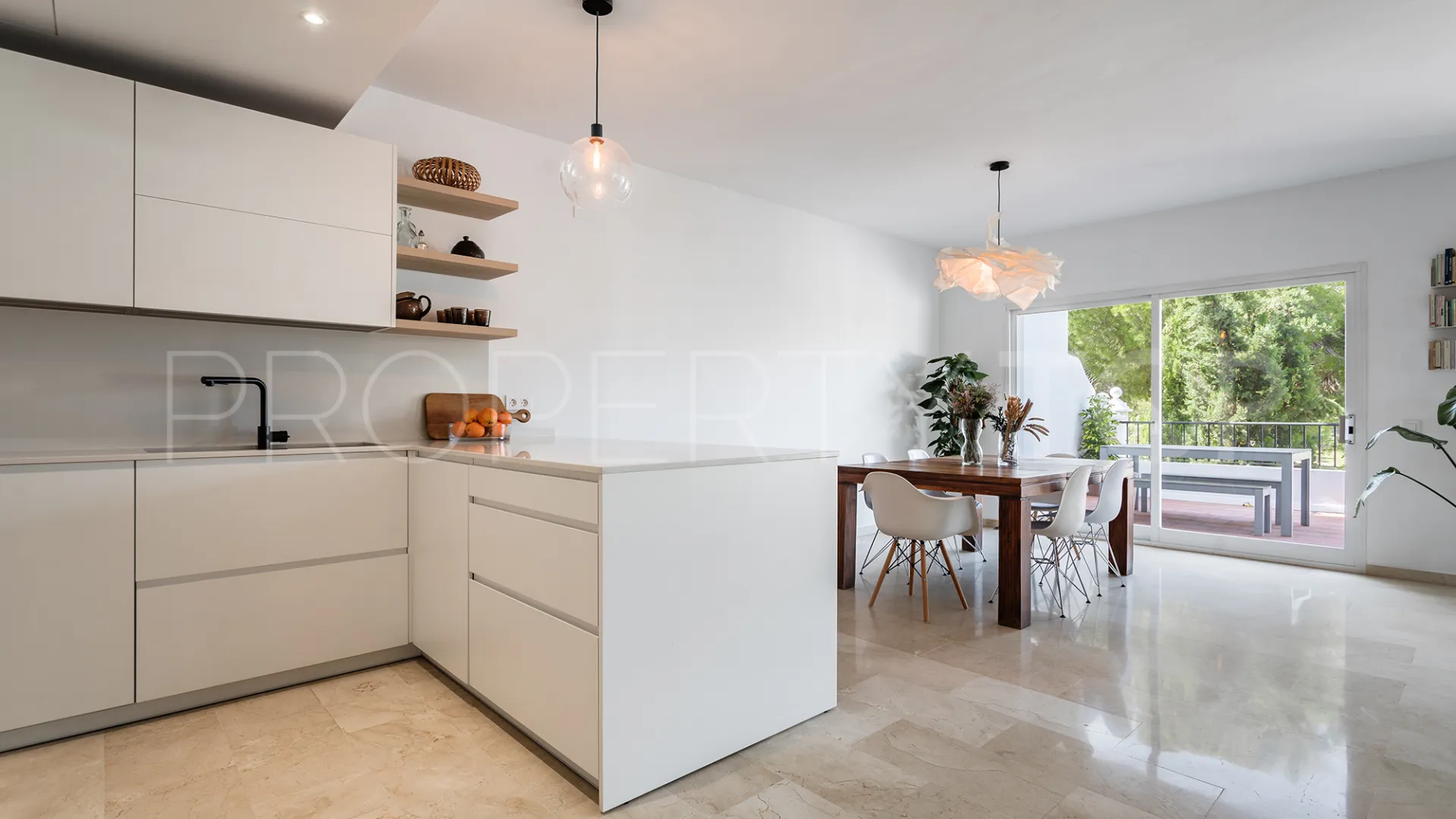 For sale town house in La Quinta