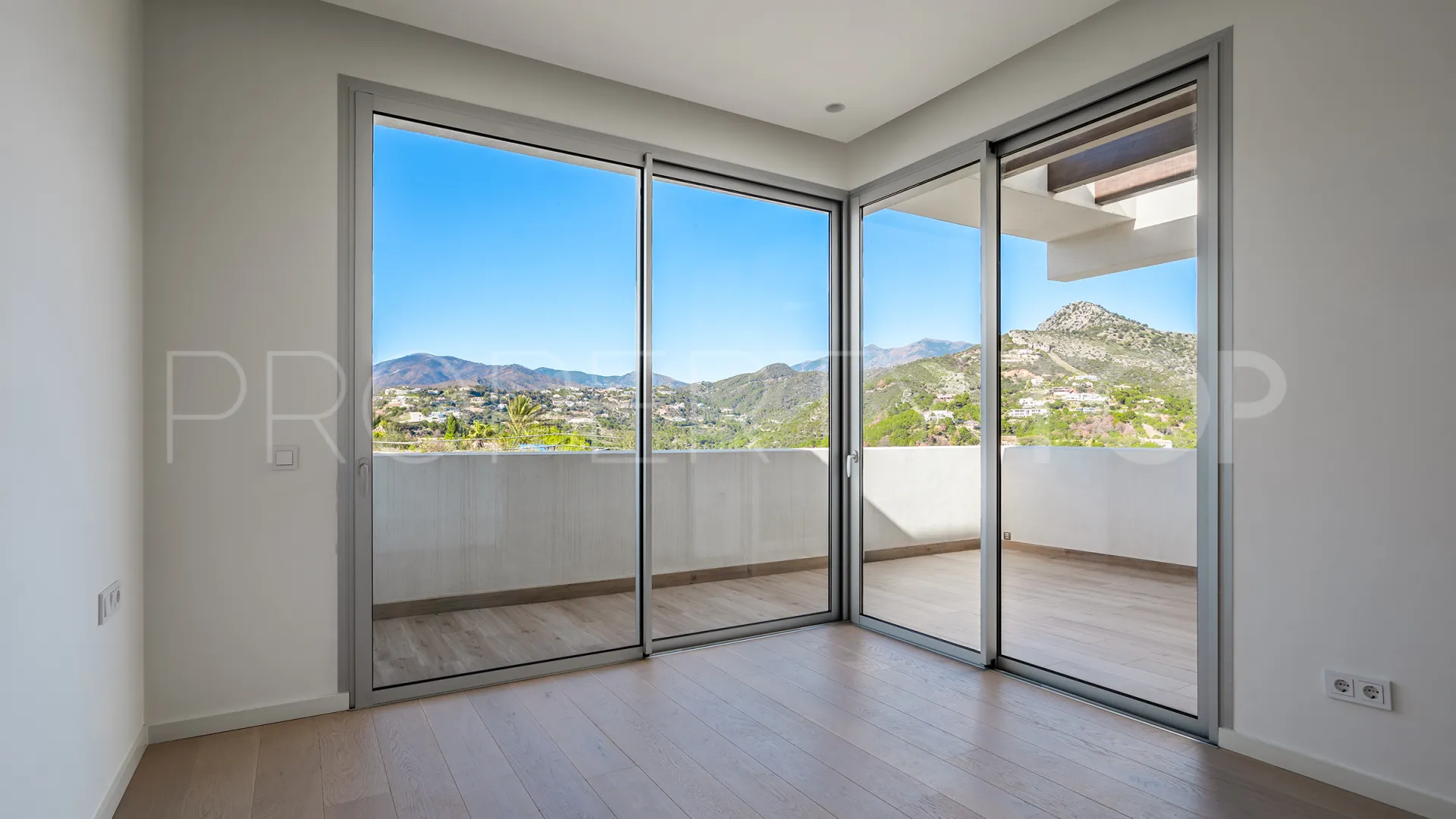 Marbella Club Hills penthouse for sale