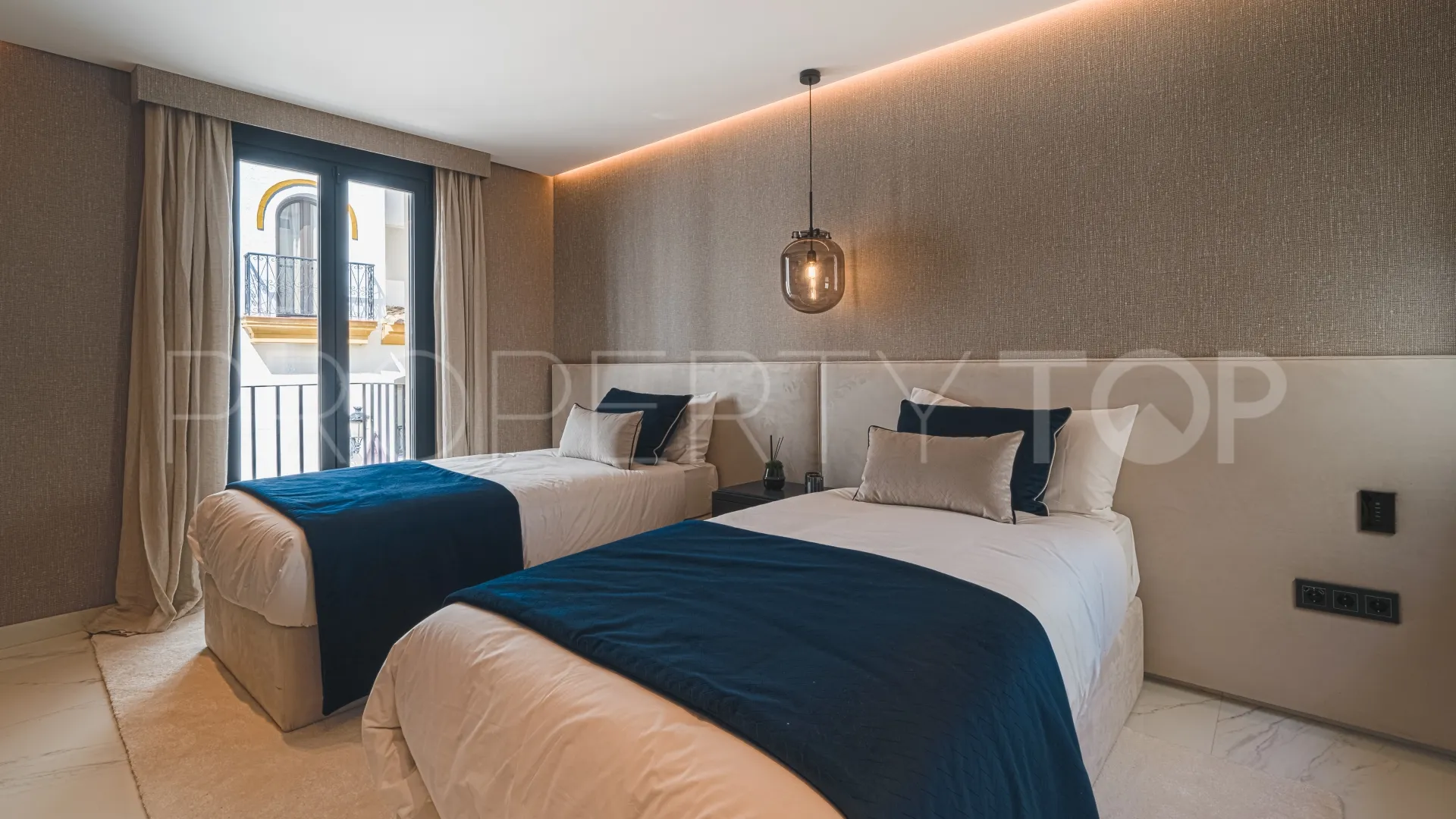 Marbella - Puerto Banus, apartamento de 3 dormitorios en venta