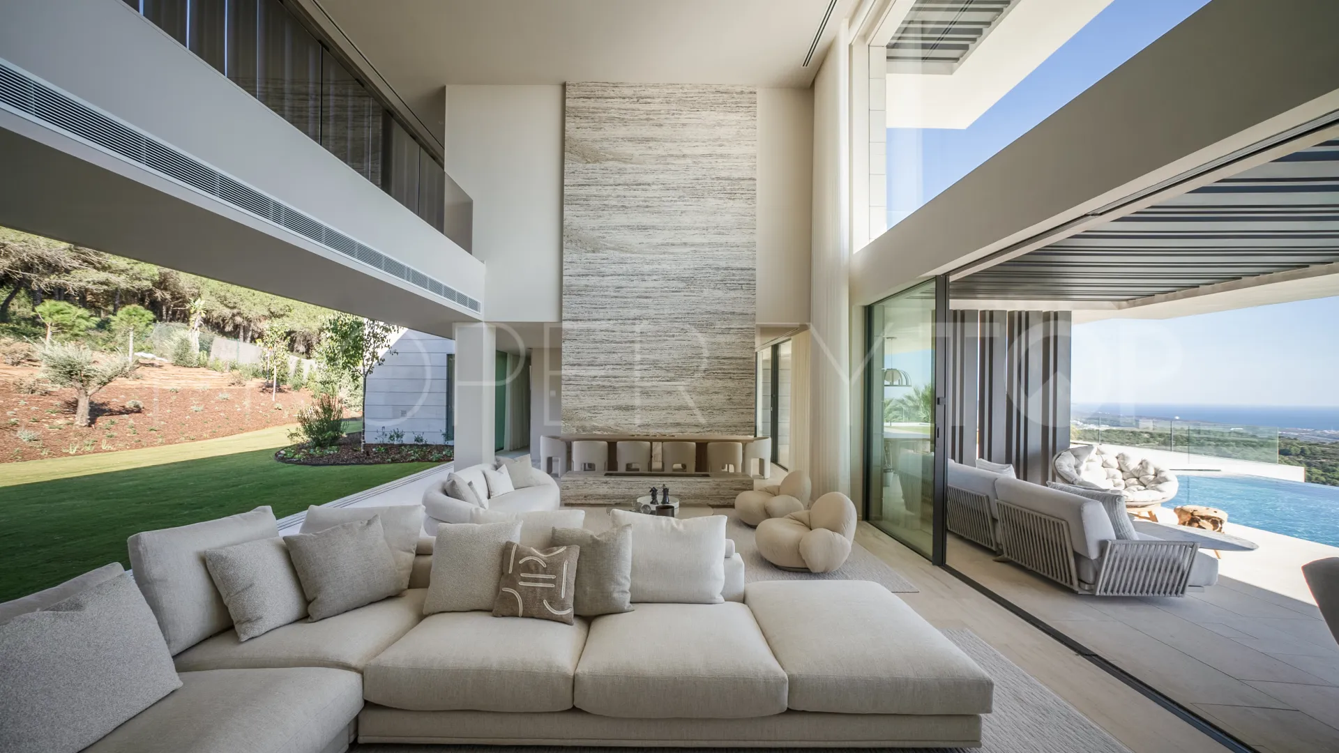 Villa en venta con 6 dormitorios en La Reserva