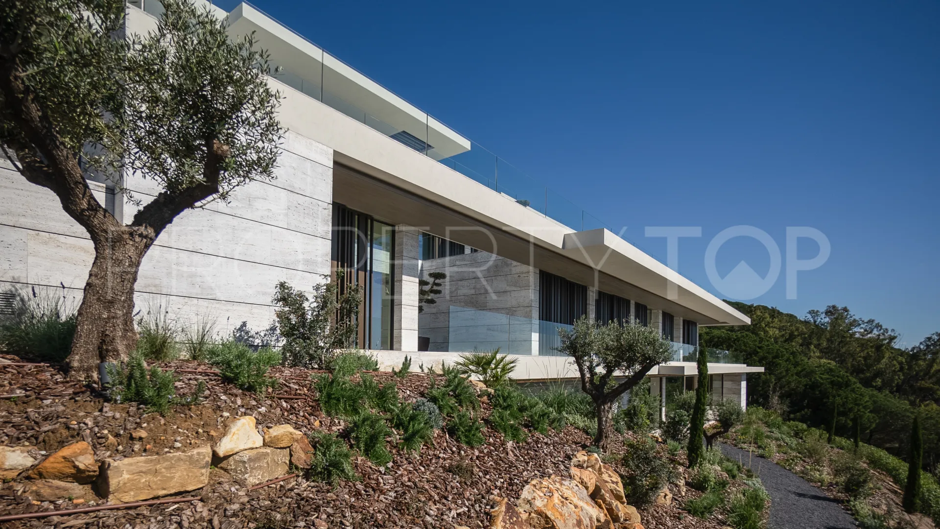For sale villa with 7 bedrooms in La Reserva