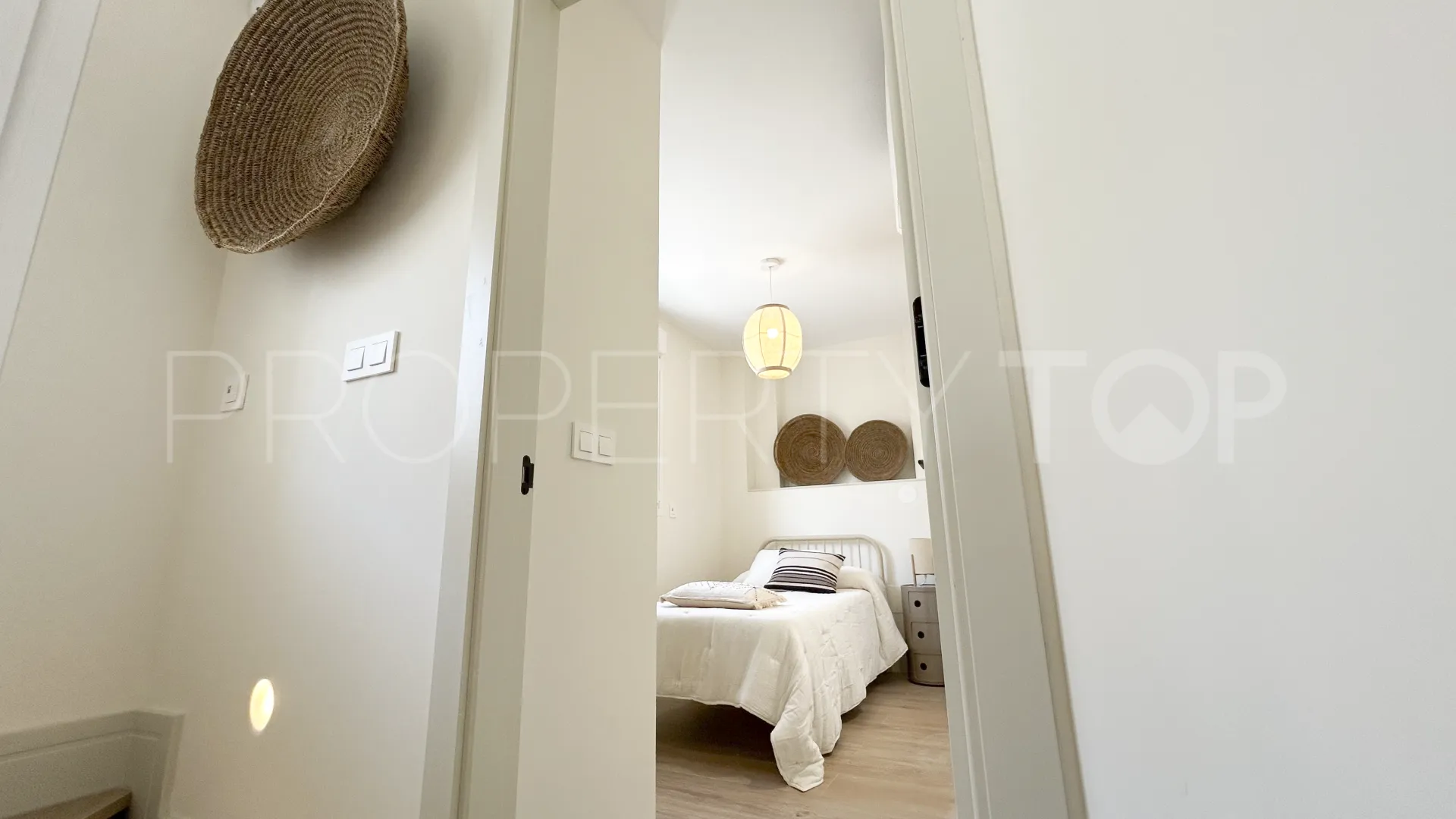2 bedrooms La Malagueta - La Caleta duplex for sale
