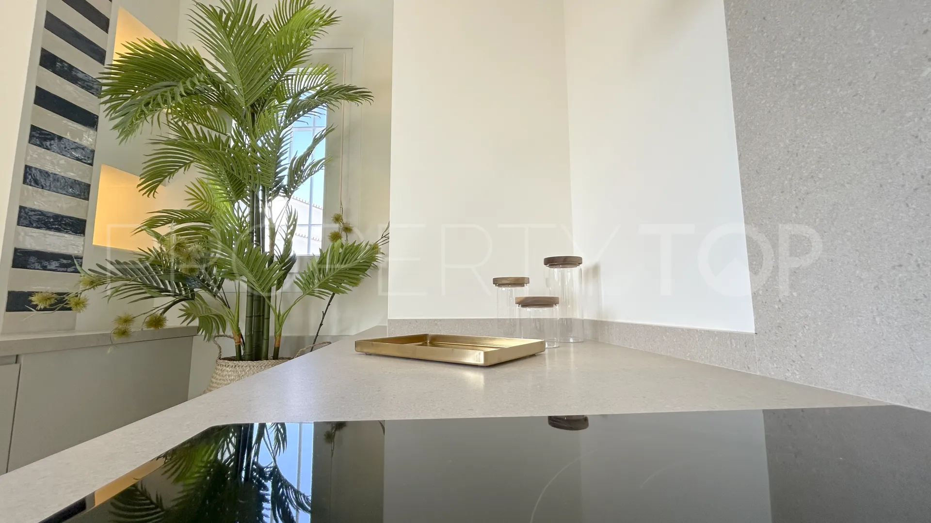 2 bedrooms La Malagueta - La Caleta duplex for sale