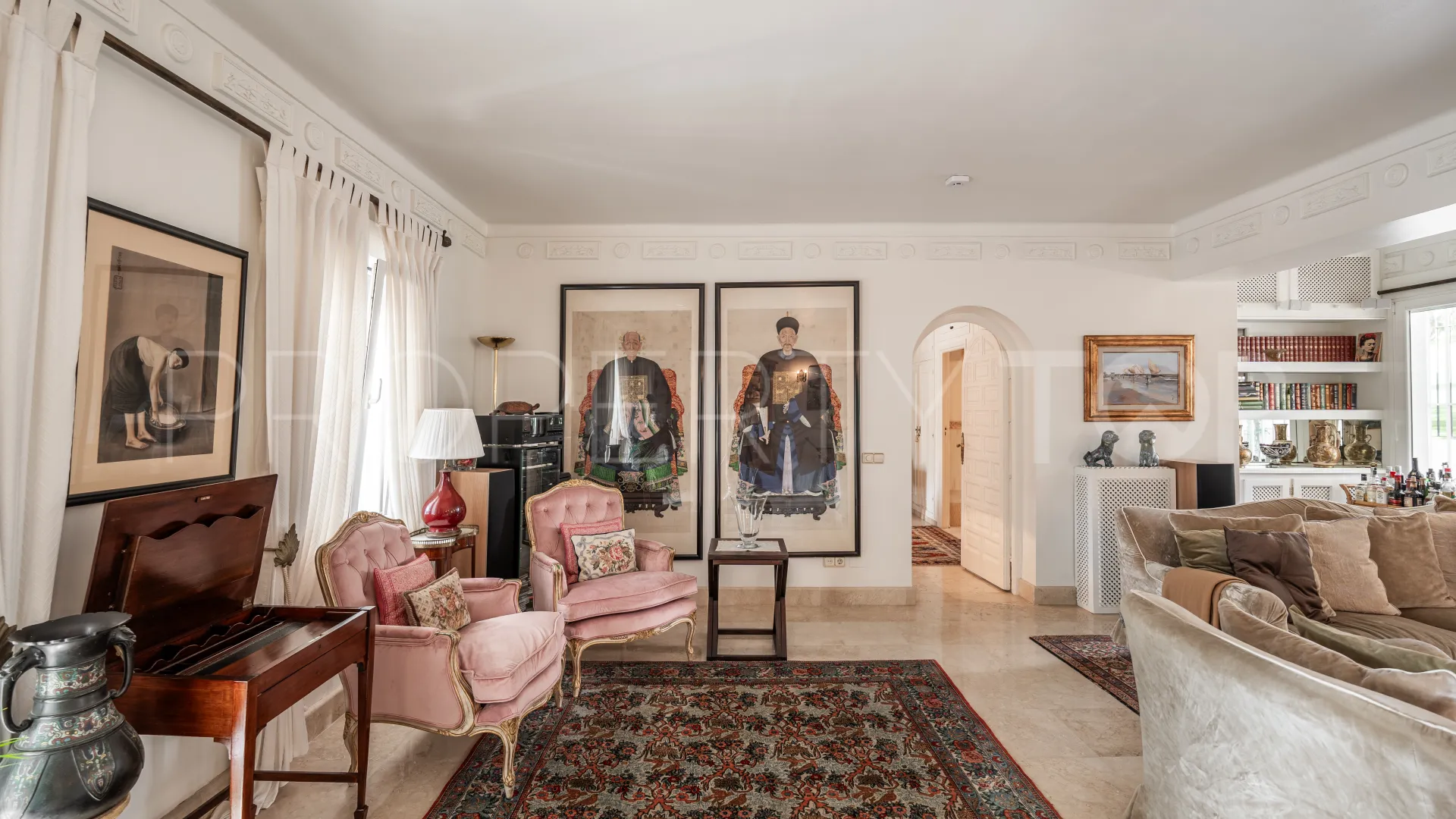 For sale villa with 3 bedrooms in Guadalmina Alta