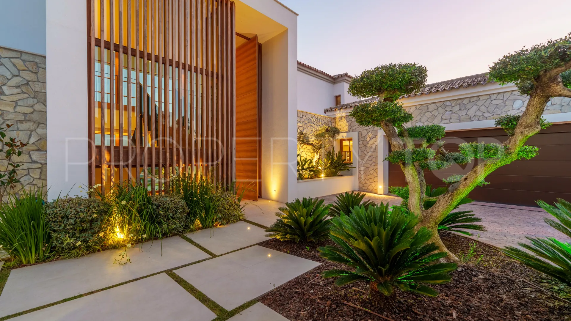Villa a la venta en The Hills con 5 dormitorios