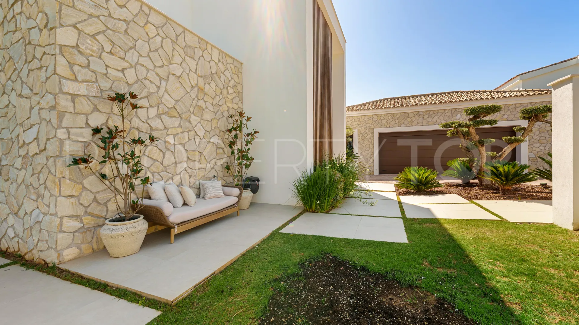 Villa a la venta en The Hills con 5 dormitorios