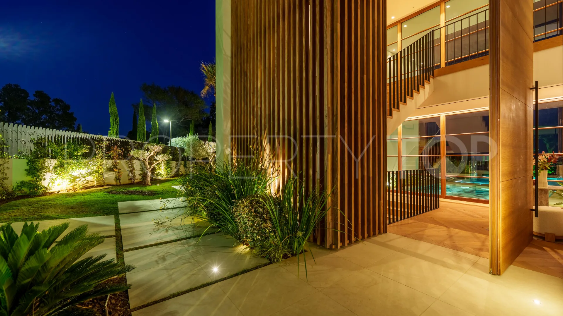 Villa a la venta en The Hills con 5 dormitorios