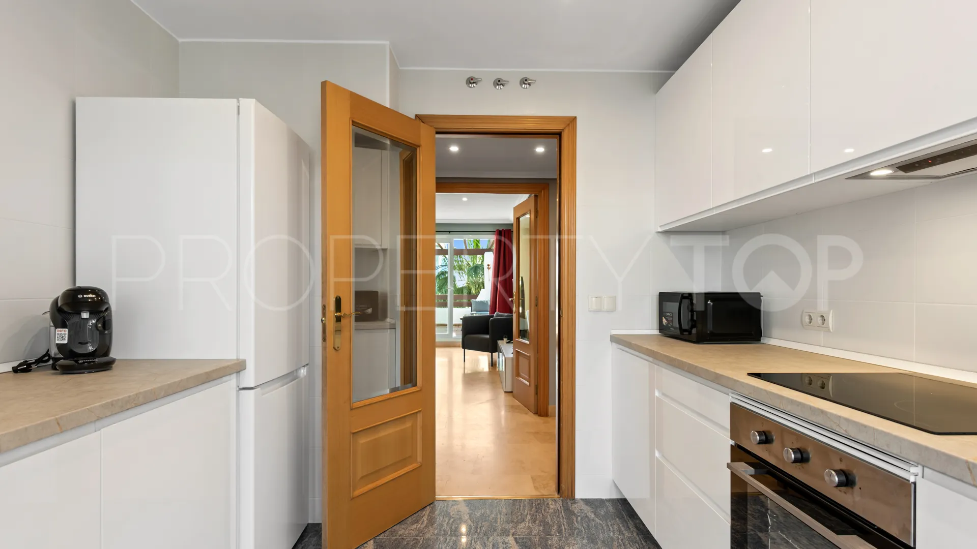 Ático de 2 dormitorios en venta en Selwo Hills