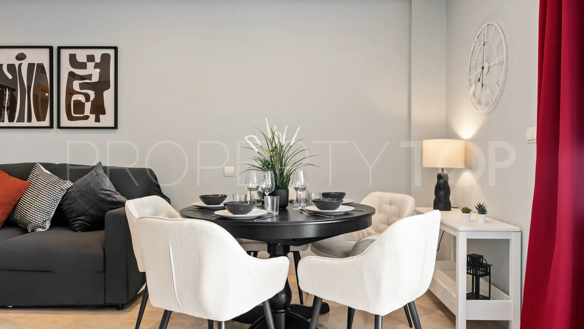 Ático de 2 dormitorios en venta en Selwo Hills