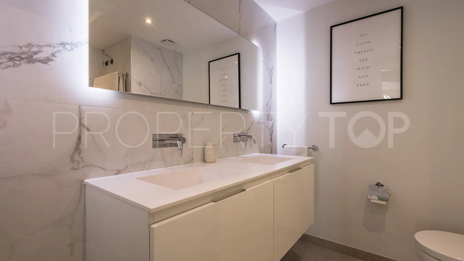 Ático en venta en San Pedro de Alcantara de 4 dormitorios