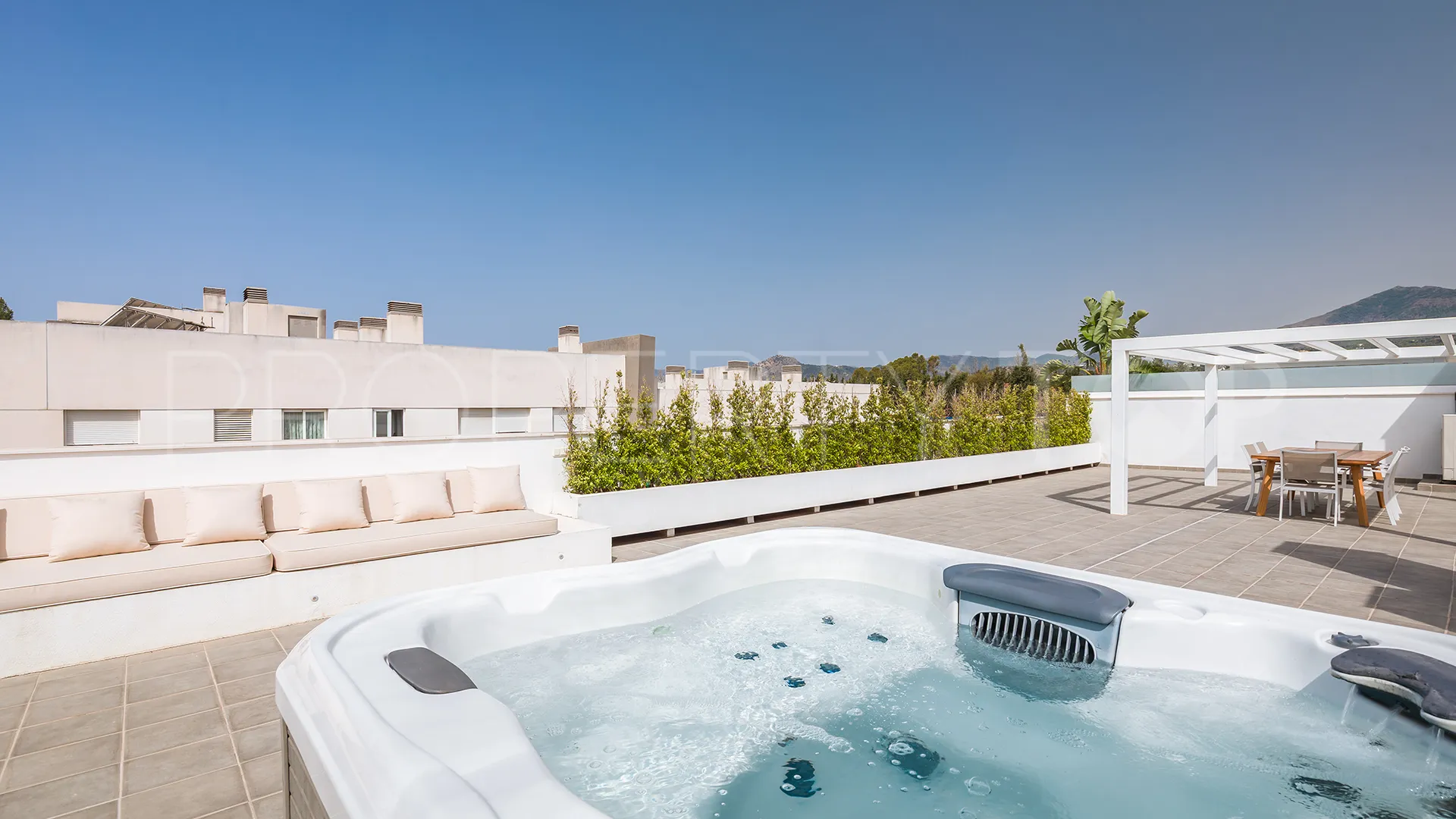 Ático en venta en San Pedro de Alcantara de 4 dormitorios