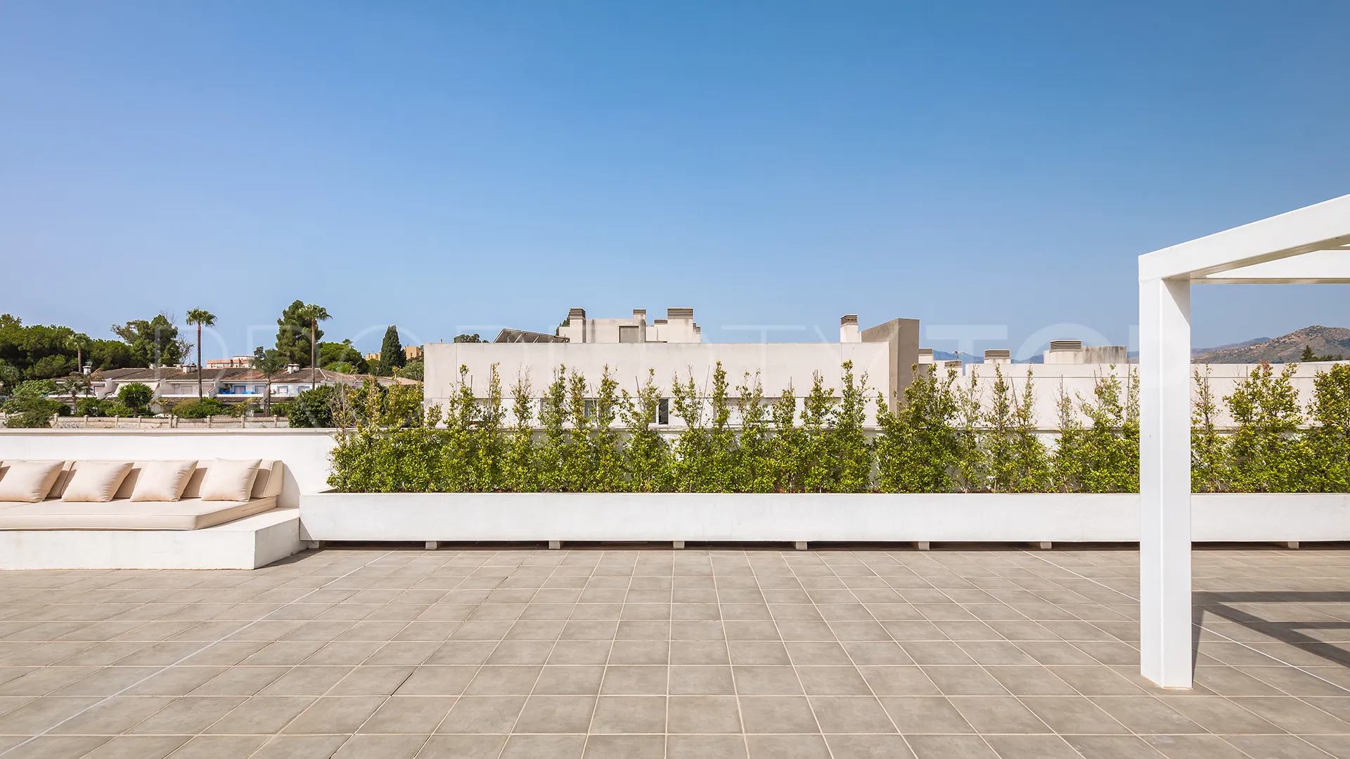 Ático en venta en San Pedro de Alcantara de 4 dormitorios