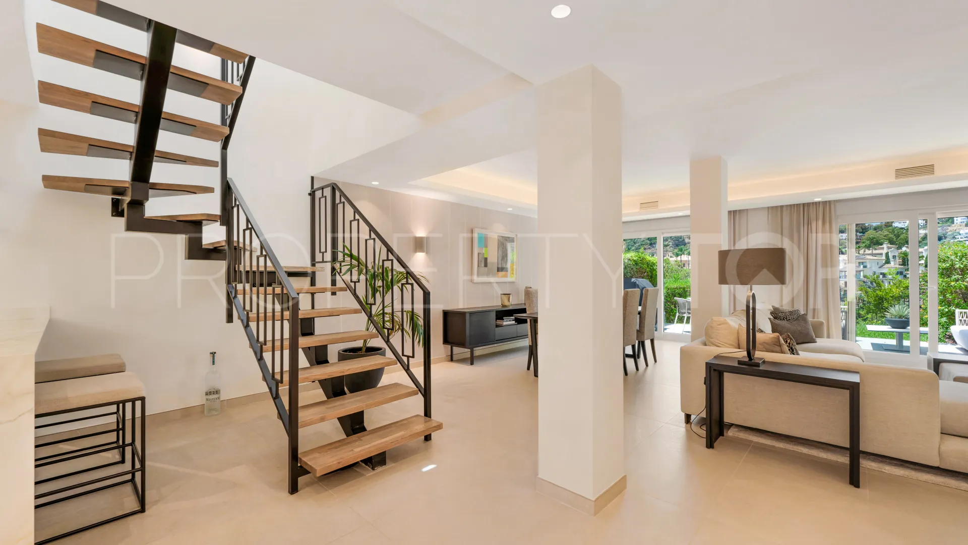 Adosado en venta de 3 dormitorios en La Quinta Hills