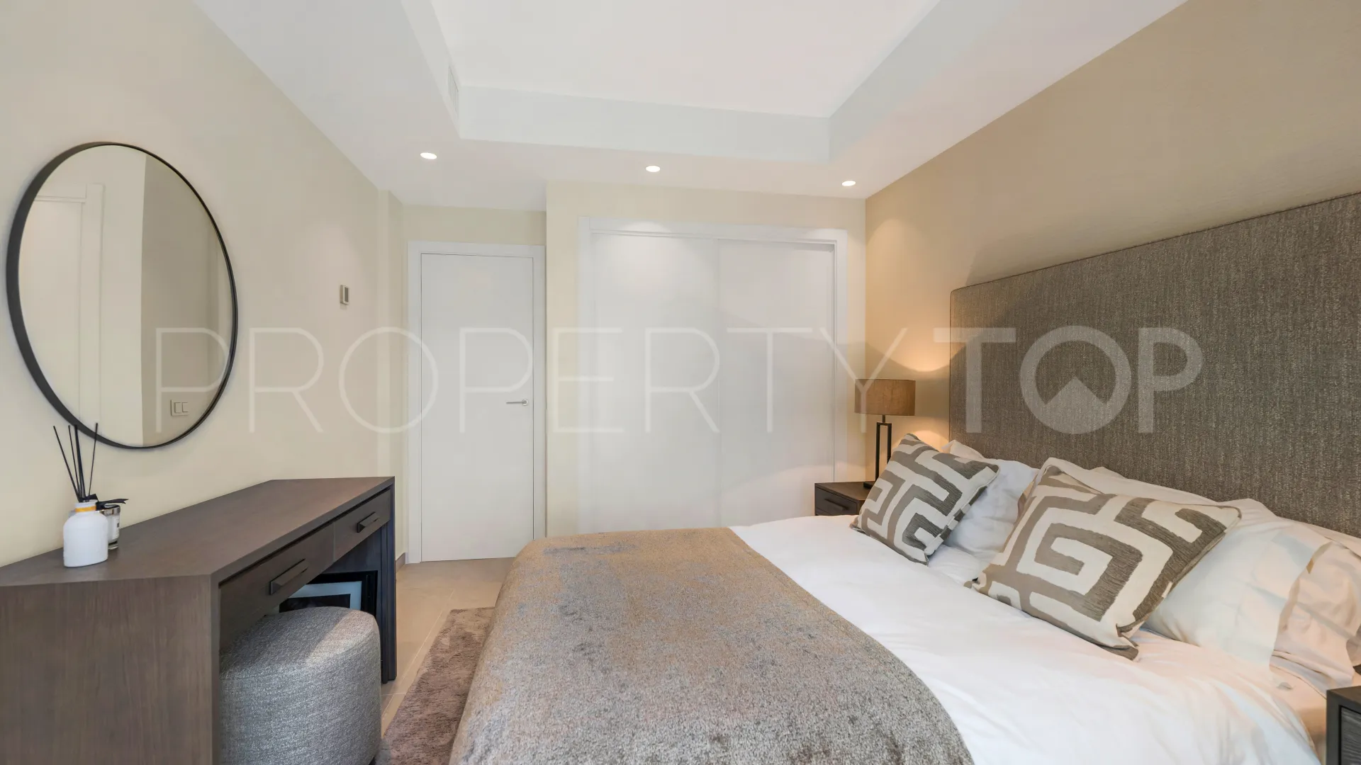 Adosado en venta de 3 dormitorios en La Quinta Hills