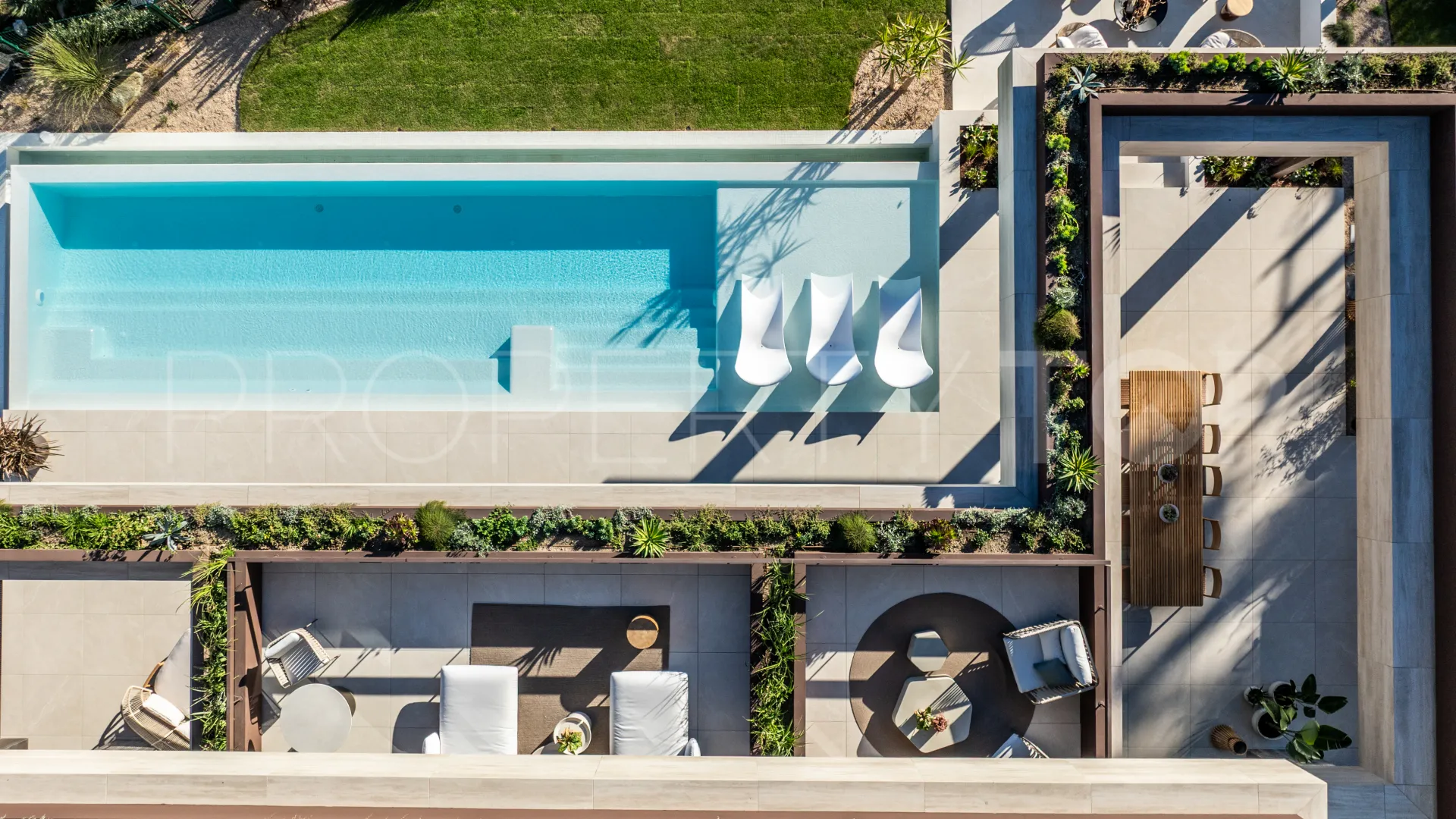 Se vende villa en La Quinta de 5 dormitorios