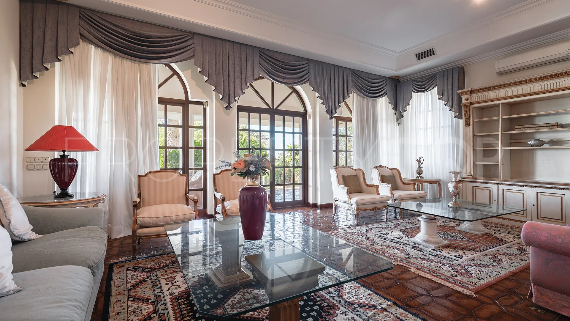For sale villa in La Capellania with 20 bedrooms
