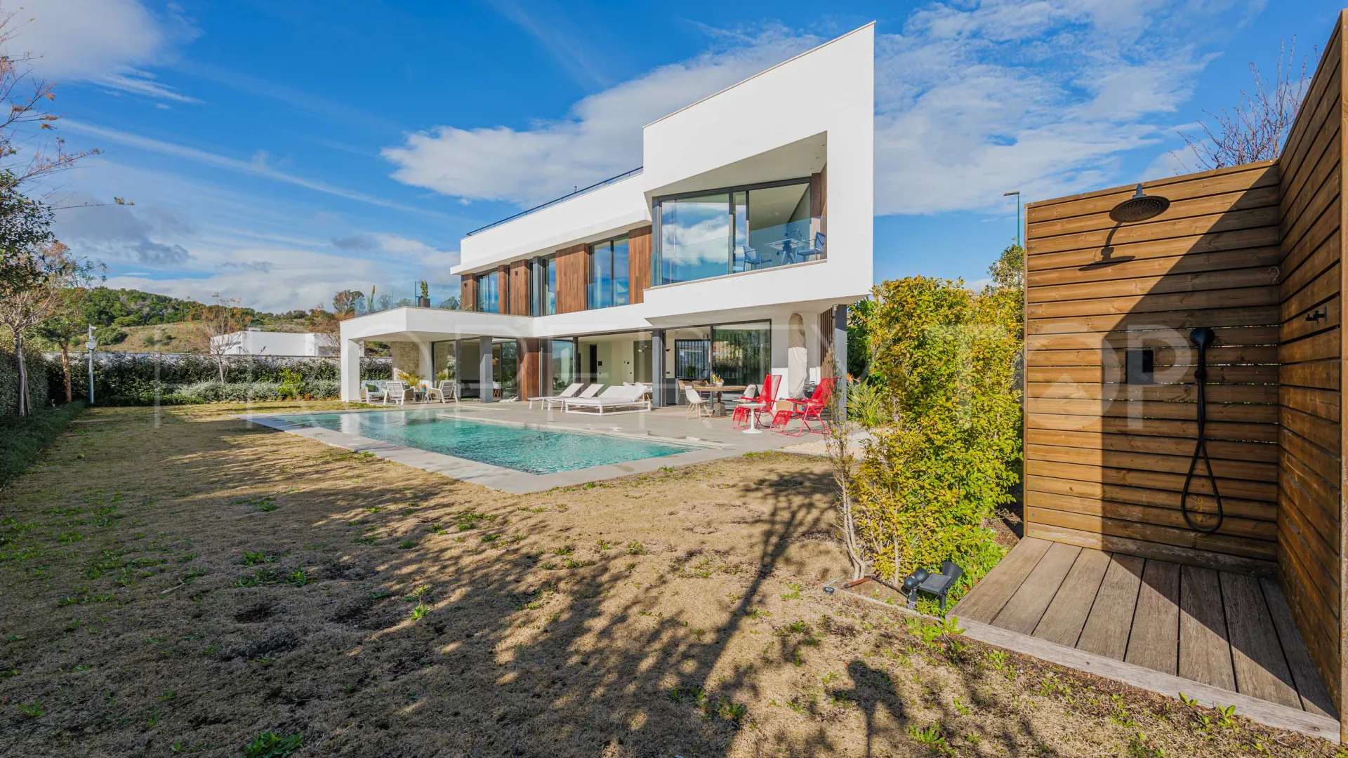 Comprar villa en Malaga - Este