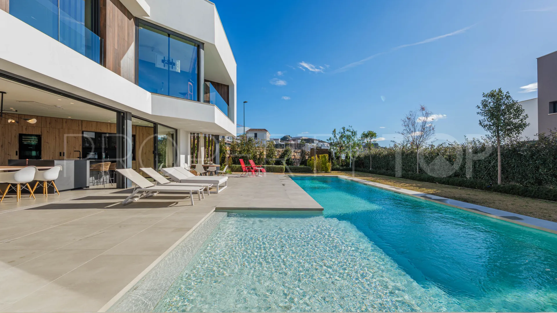 Comprar villa en Malaga - Este
