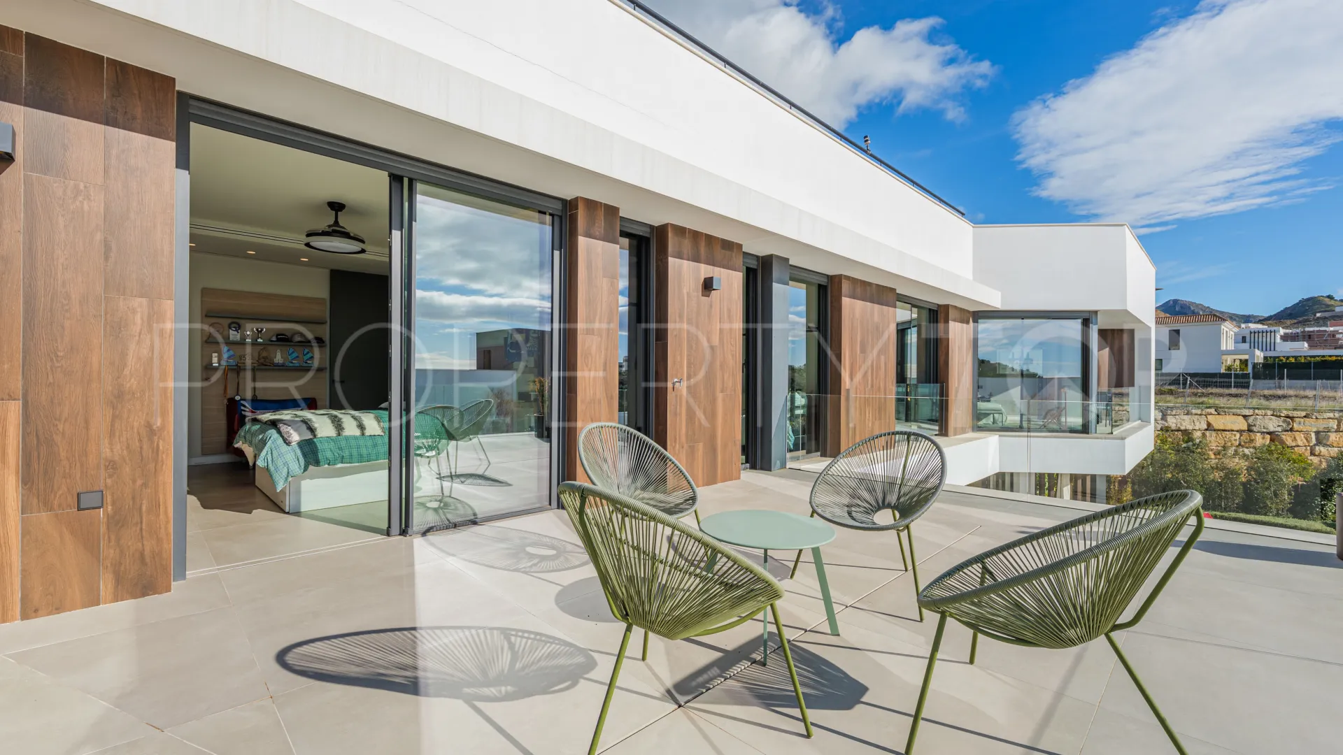 Comprar villa en Malaga - Este