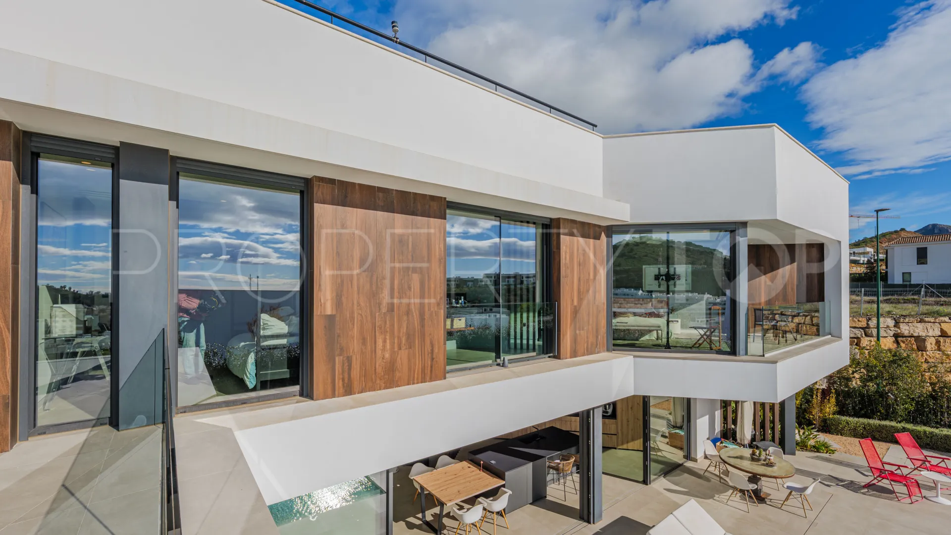 Comprar villa en Malaga - Este