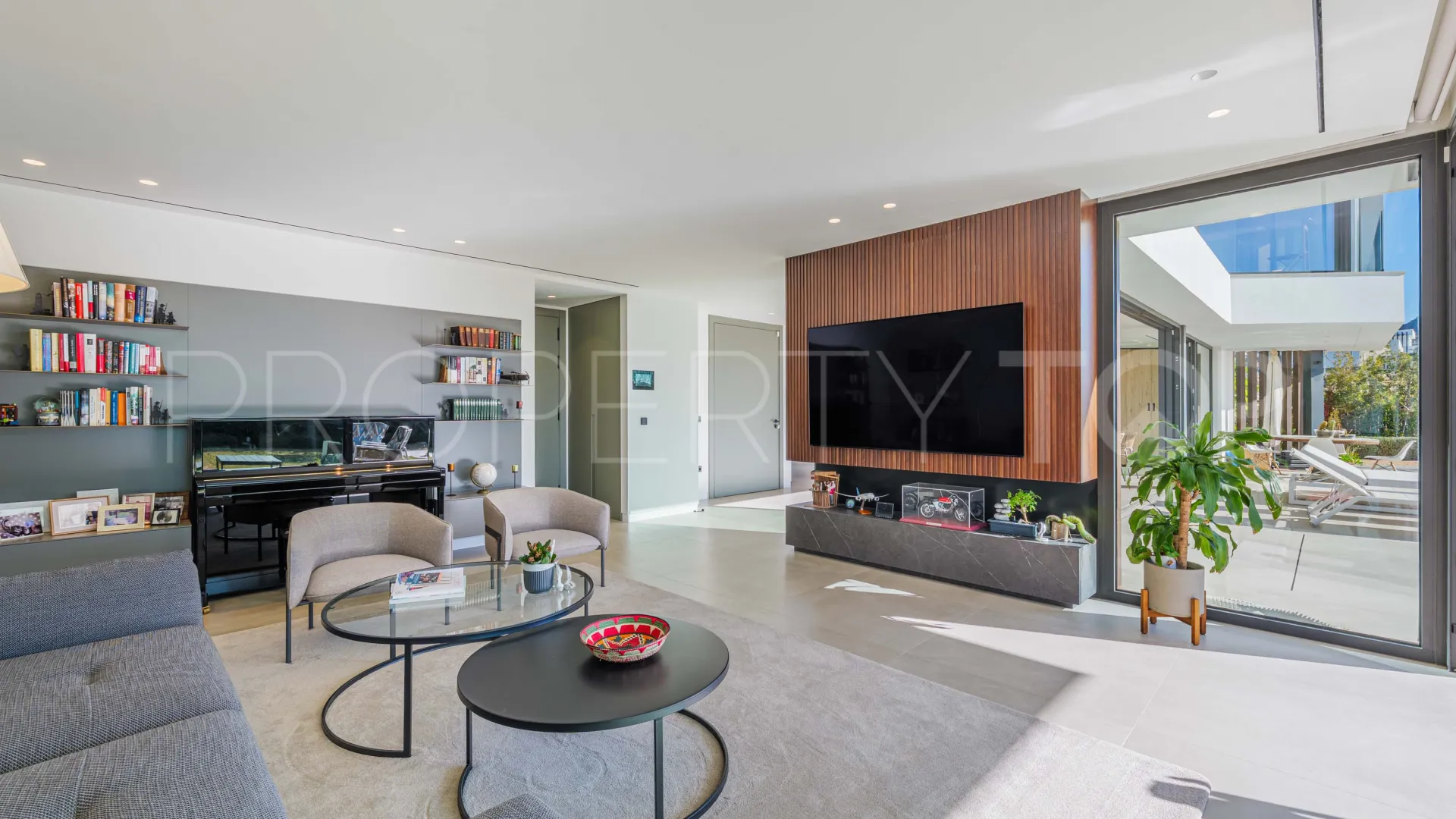 Comprar villa en Malaga - Este