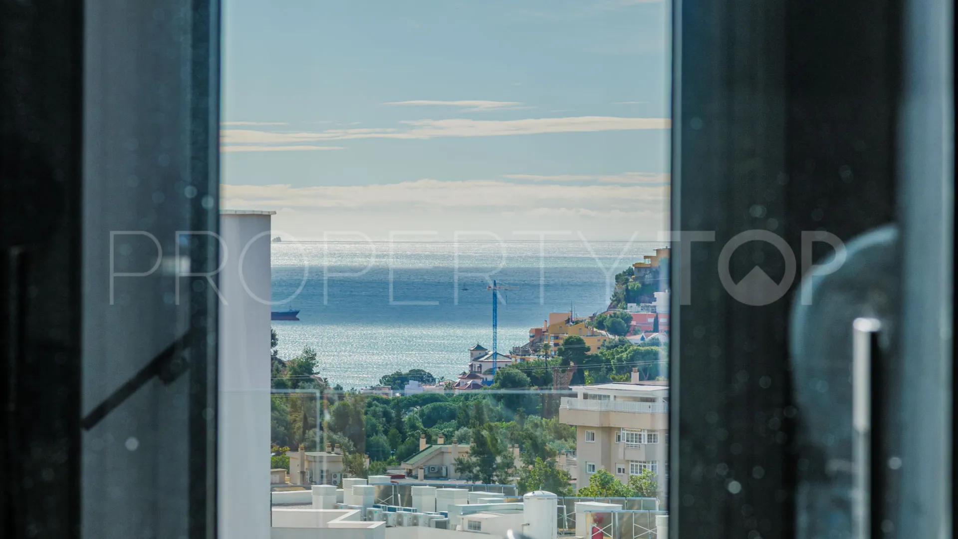 Comprar villa en Malaga - Este