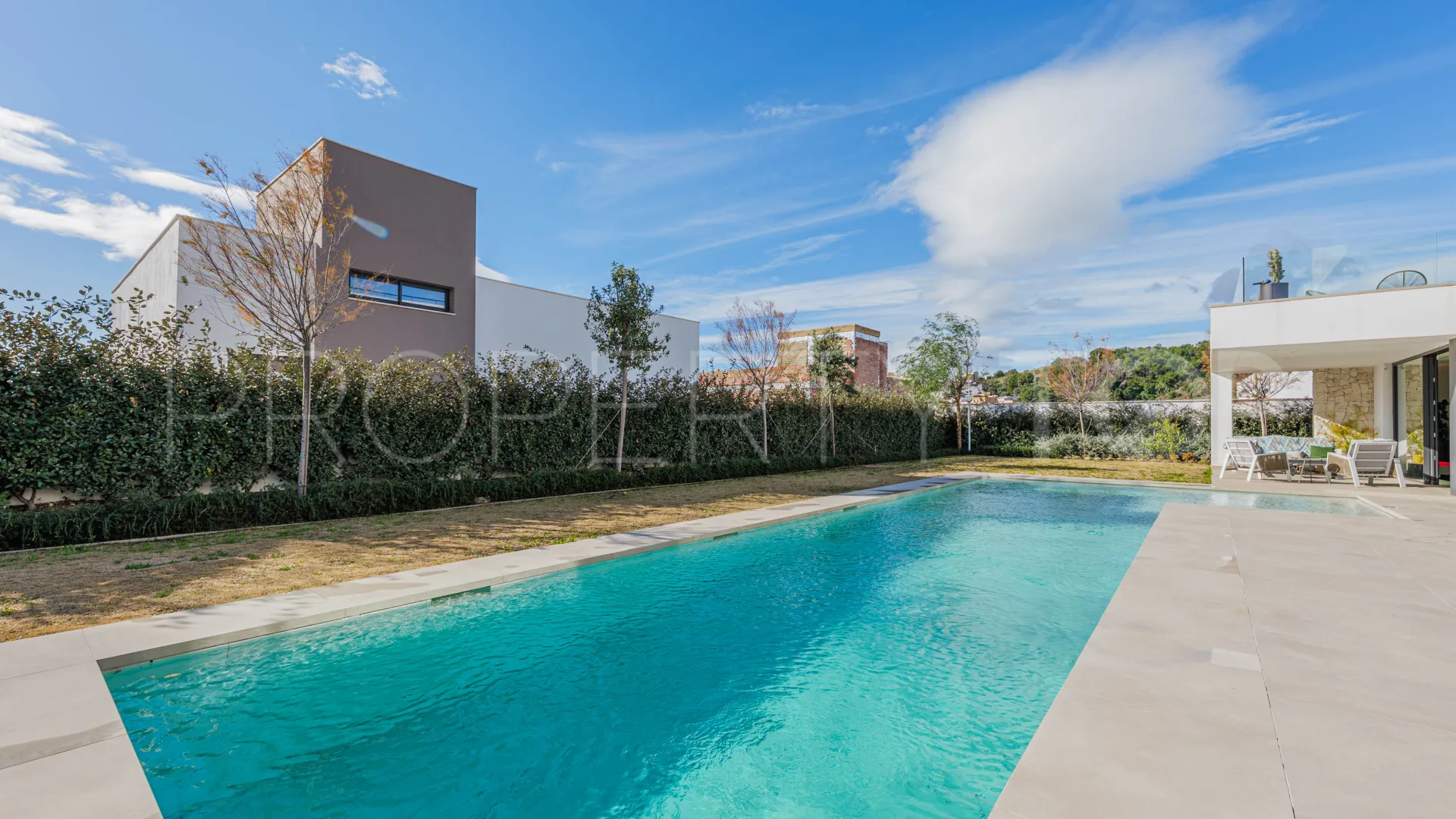 Comprar villa en Malaga - Este