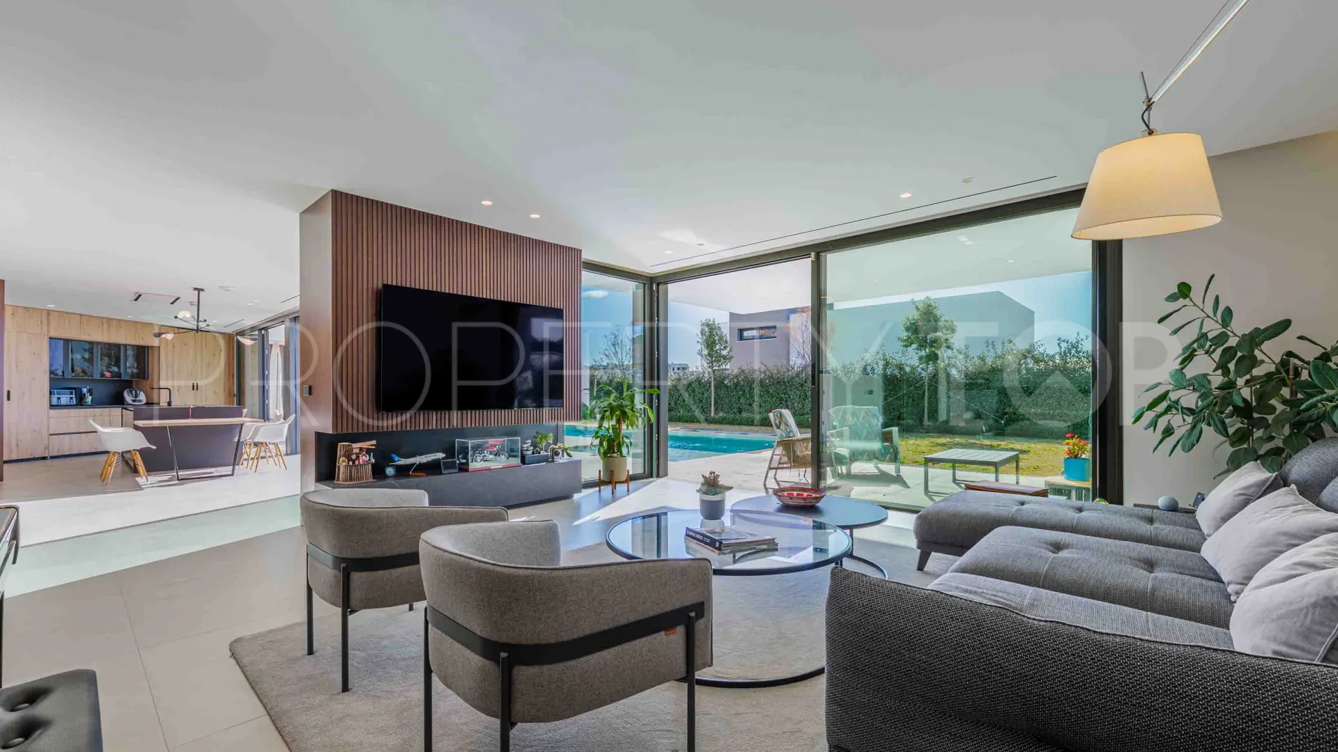 Comprar villa en Malaga - Este