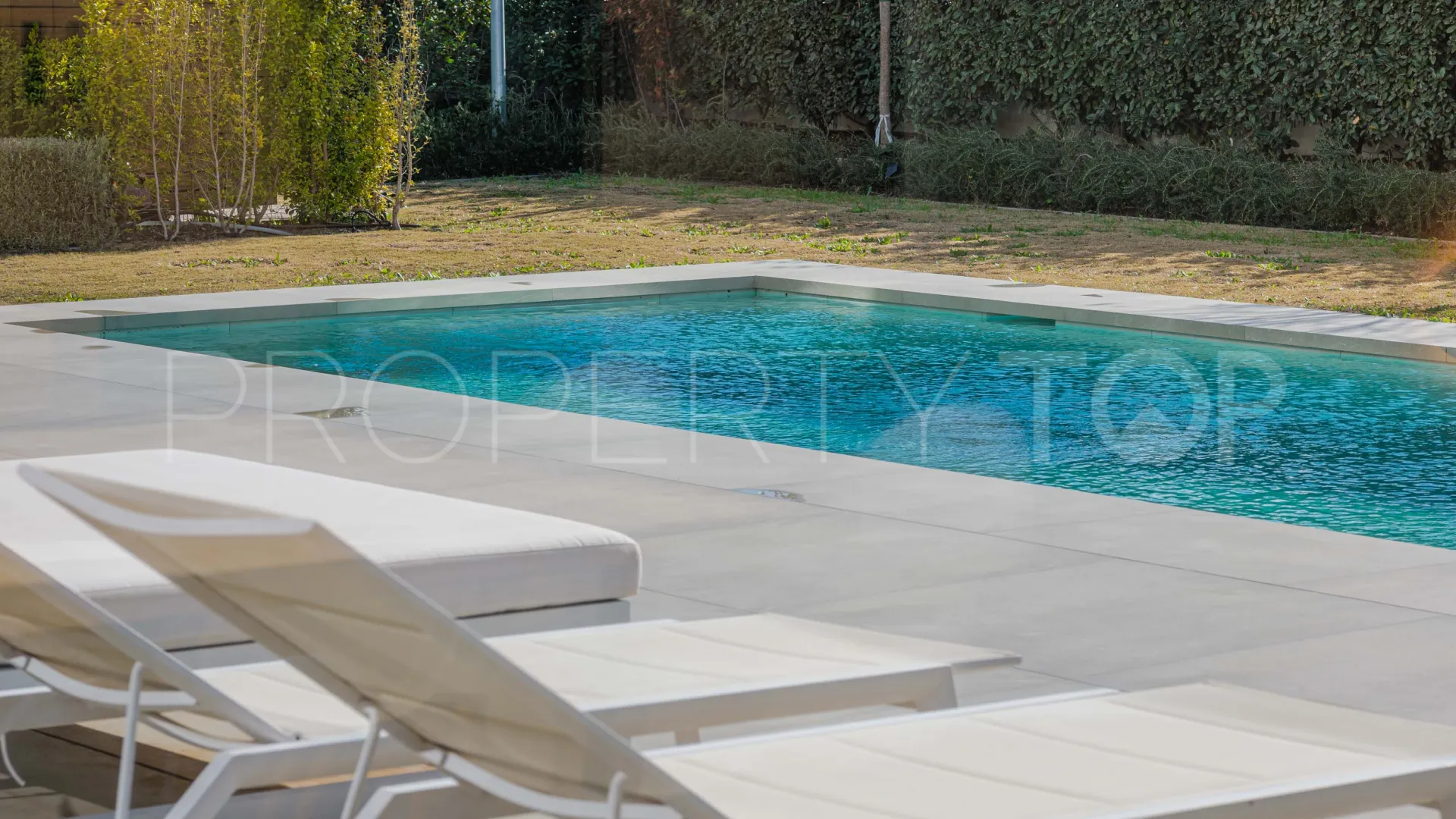 Comprar villa en Malaga - Este