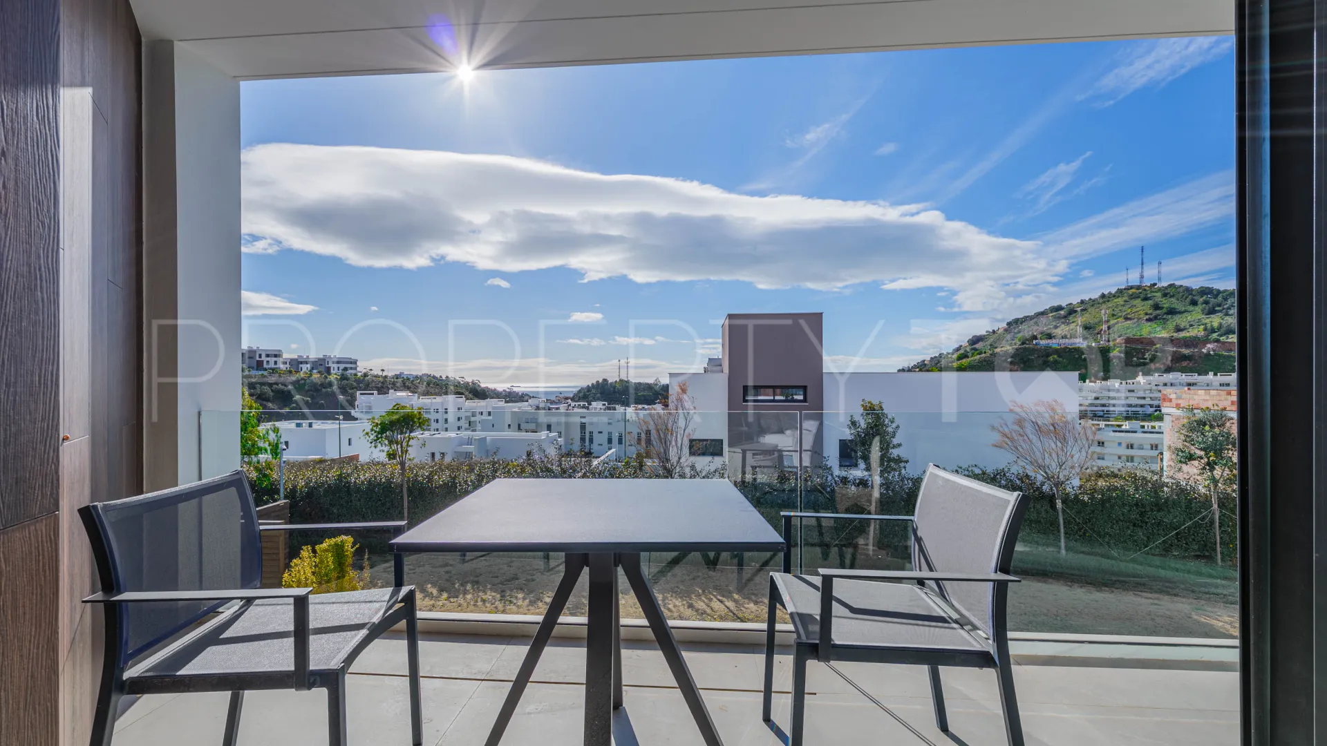 Comprar villa en Malaga - Este