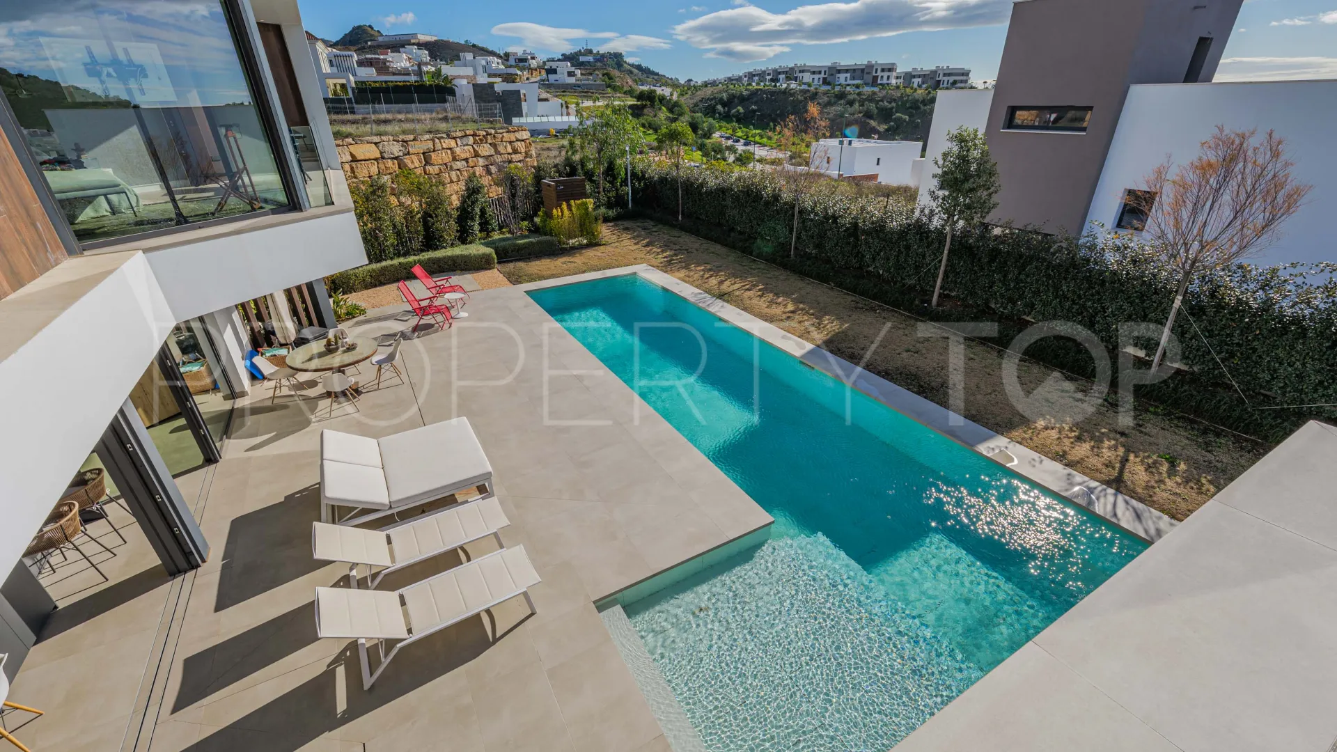 Comprar villa en Malaga - Este