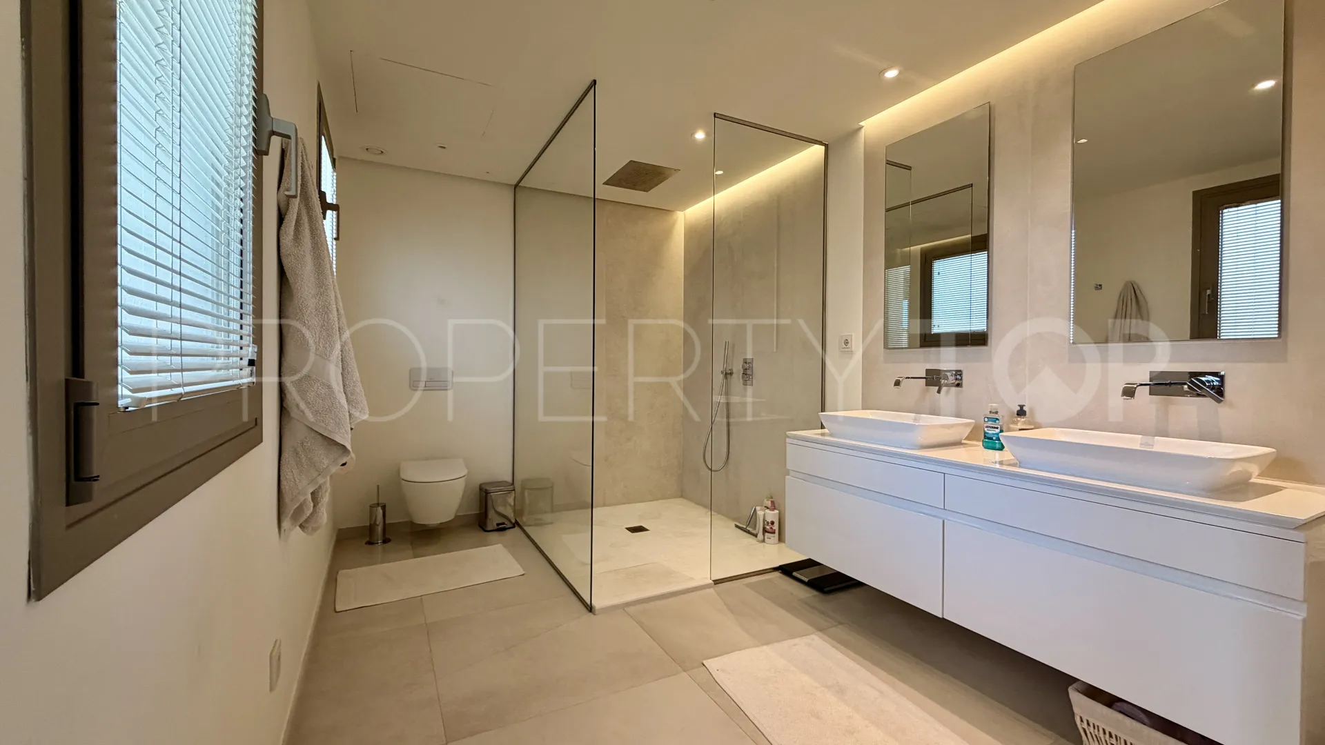 Se vende apartamento planta baja en 9 Lions Residences con 3 dormitorios